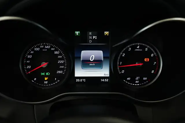 Mercedes-Benz C-Class view 10