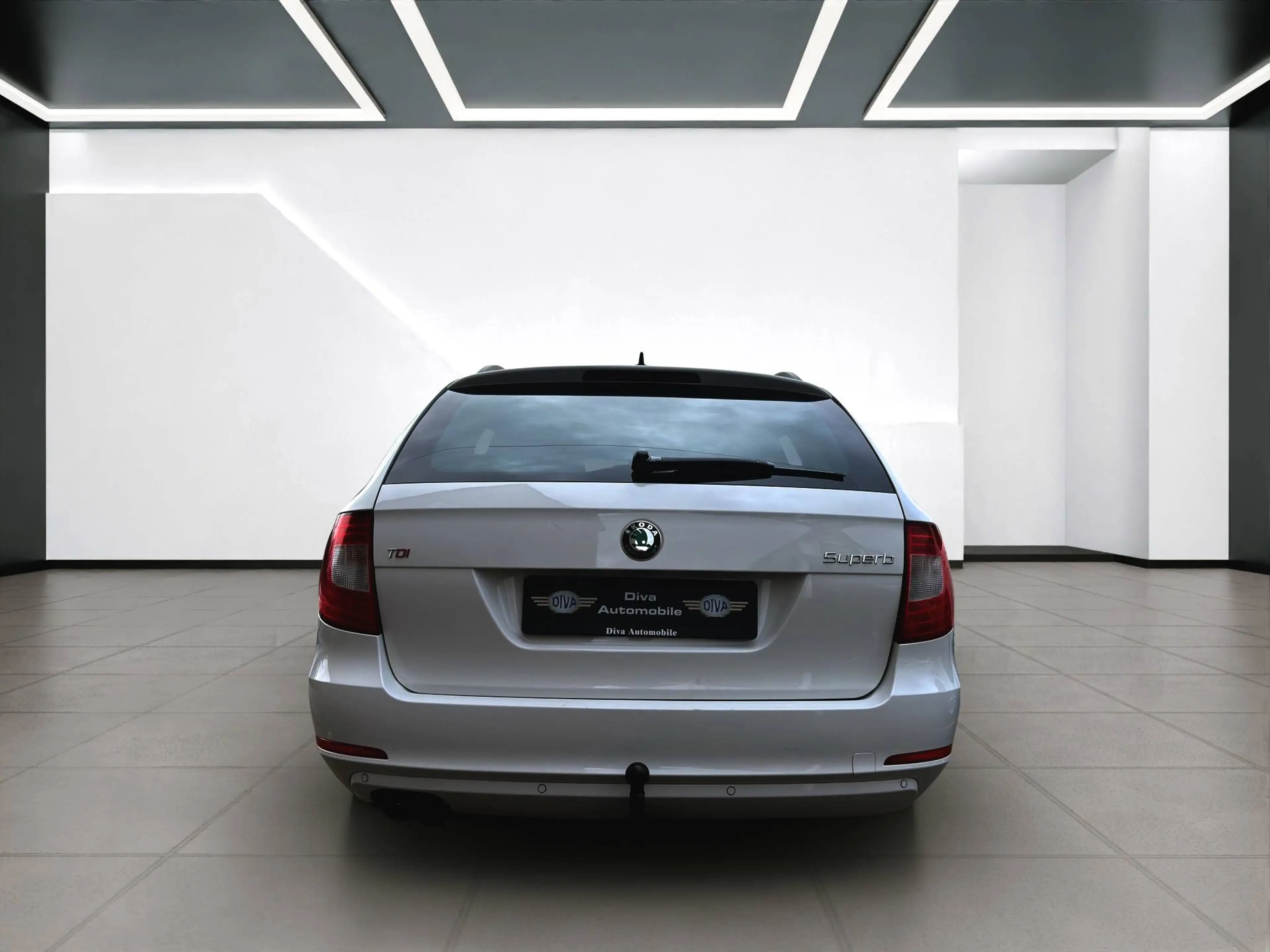 Skoda Superb 2.0 TDI Combi Ambition Automatik — photo 6