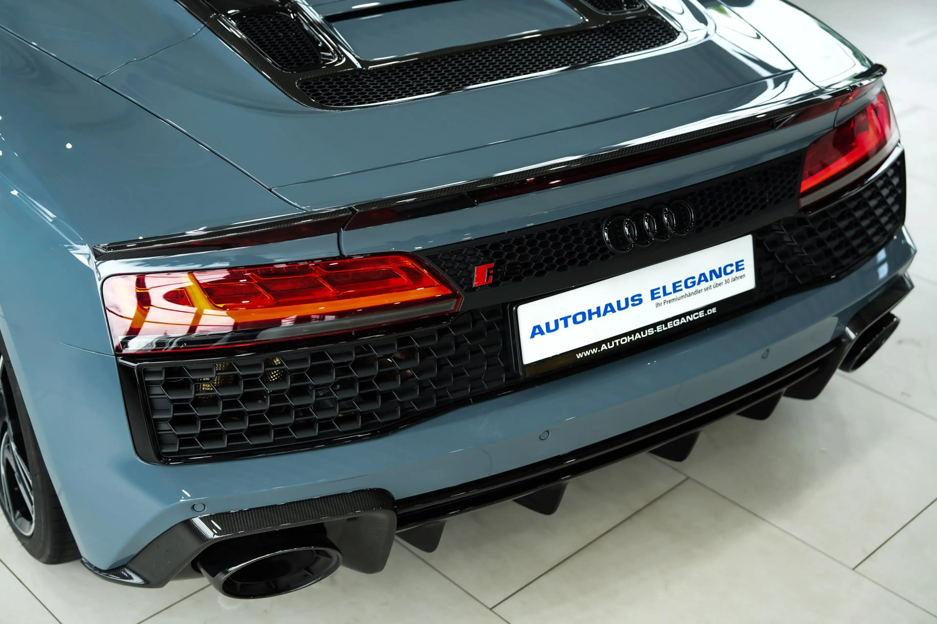 Audi R8 5.2 FSI quattro performance*CARBON*KERAMIK*1.HD* — photo 8