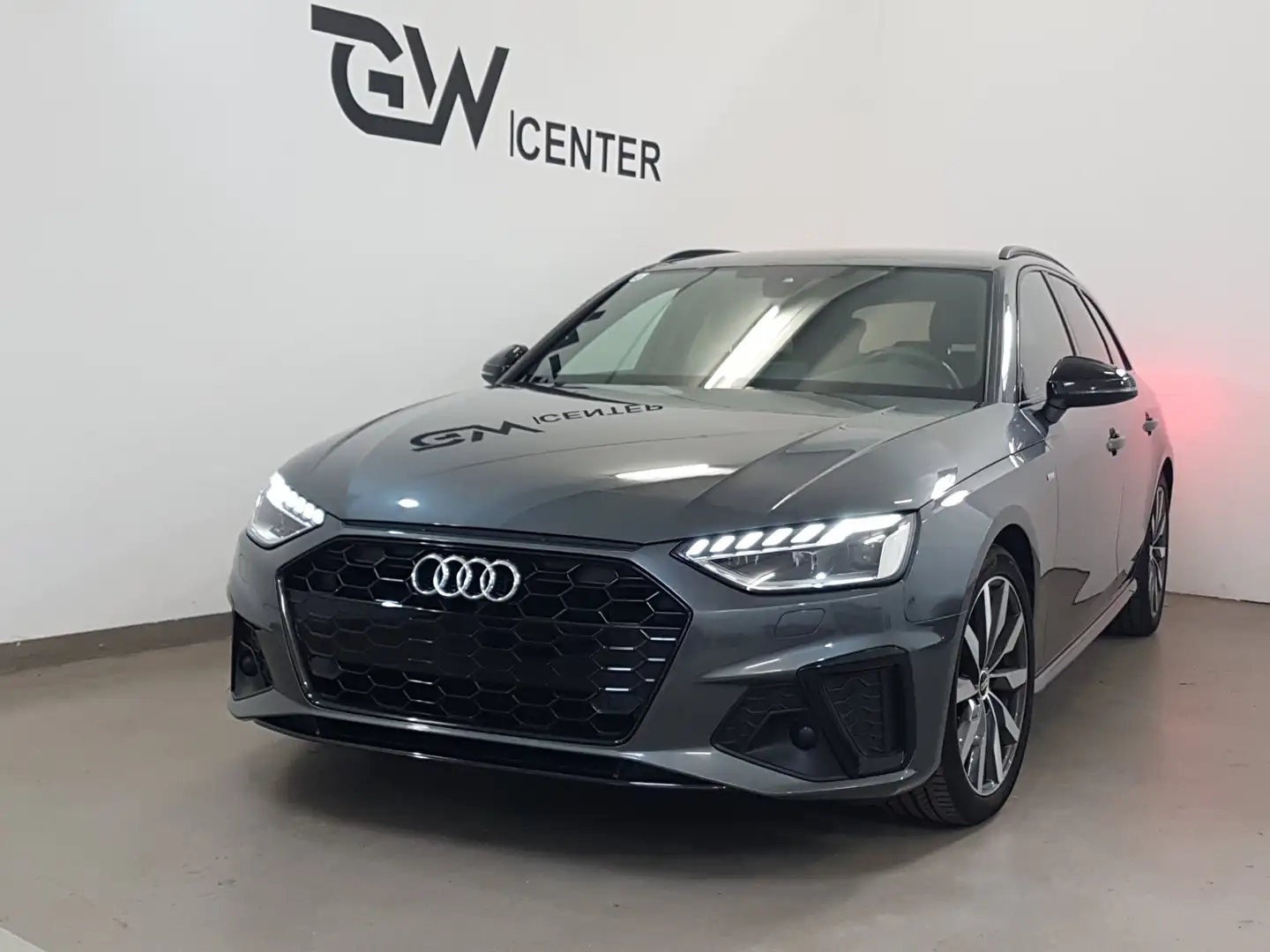 Audi A4 35 TDI 3x S line Virtual Cockpit Plus Grau - 2