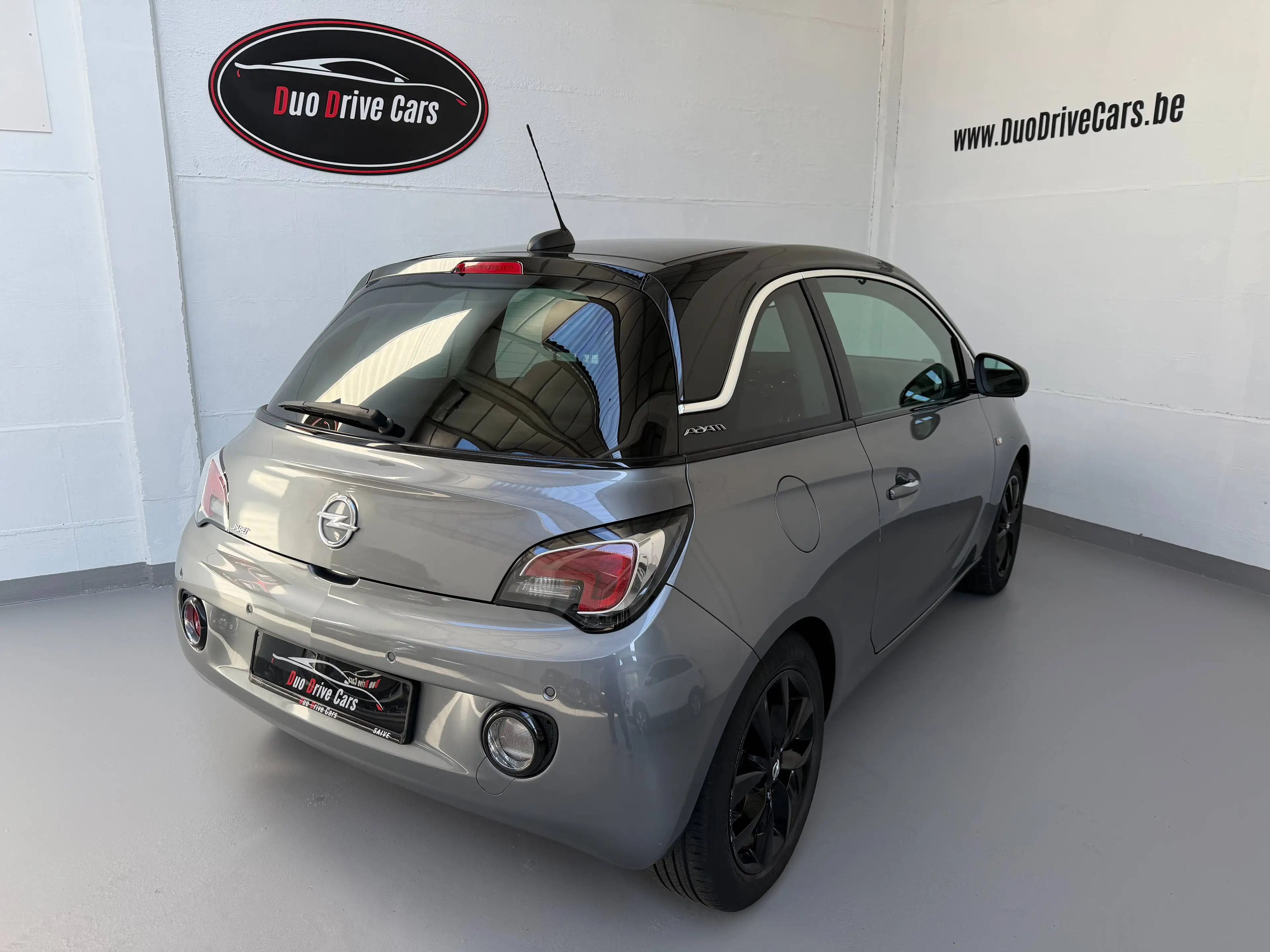 Opel Adam 1.2 - Carplay - Capteurs de recul - 1er propiétaire - 1 an de garantie — photo 4