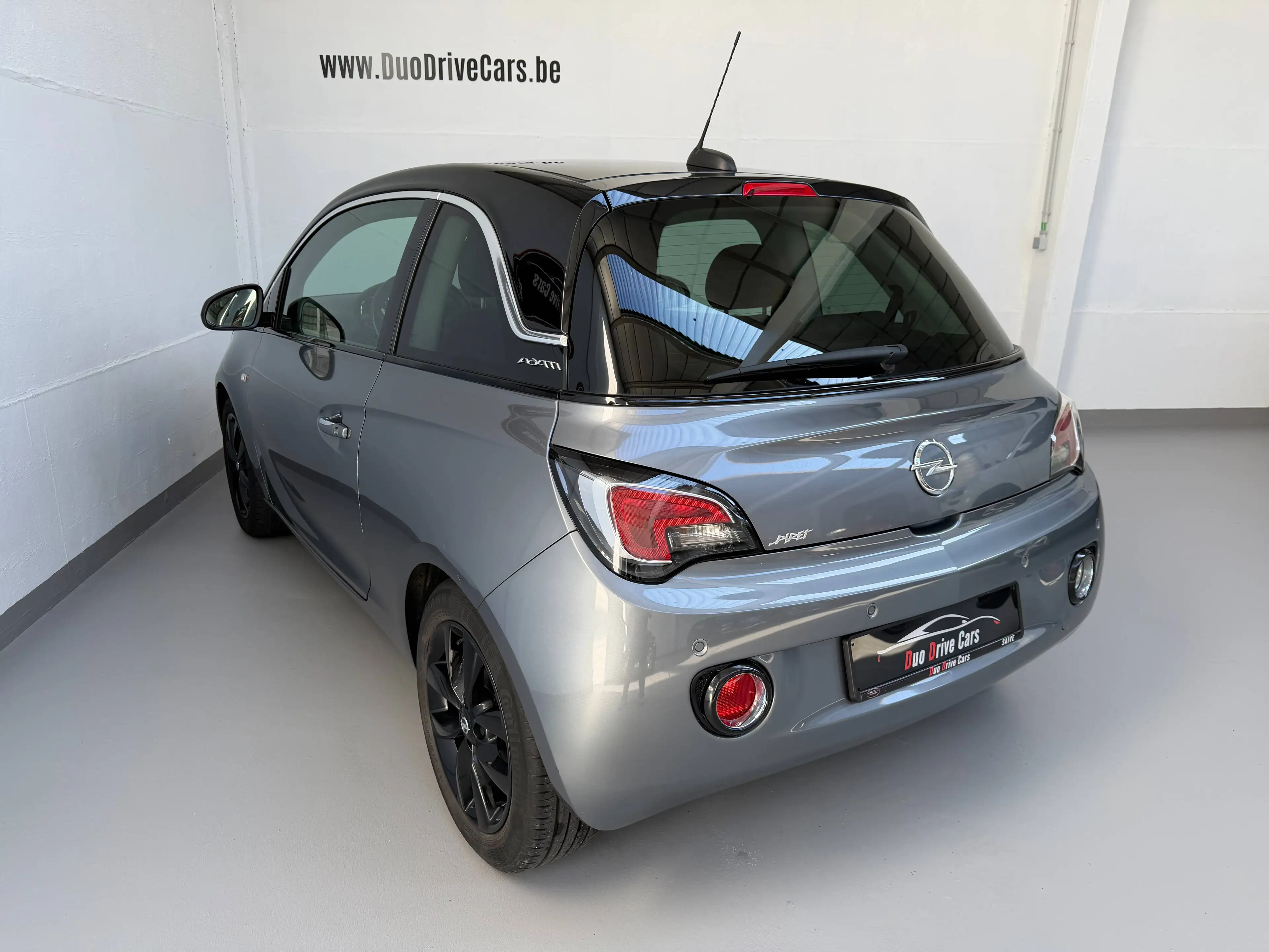 Opel Adam 1.2 - Carplay - Capteurs de recul - 1er propiétaire - 1 an de garantie — photo 6