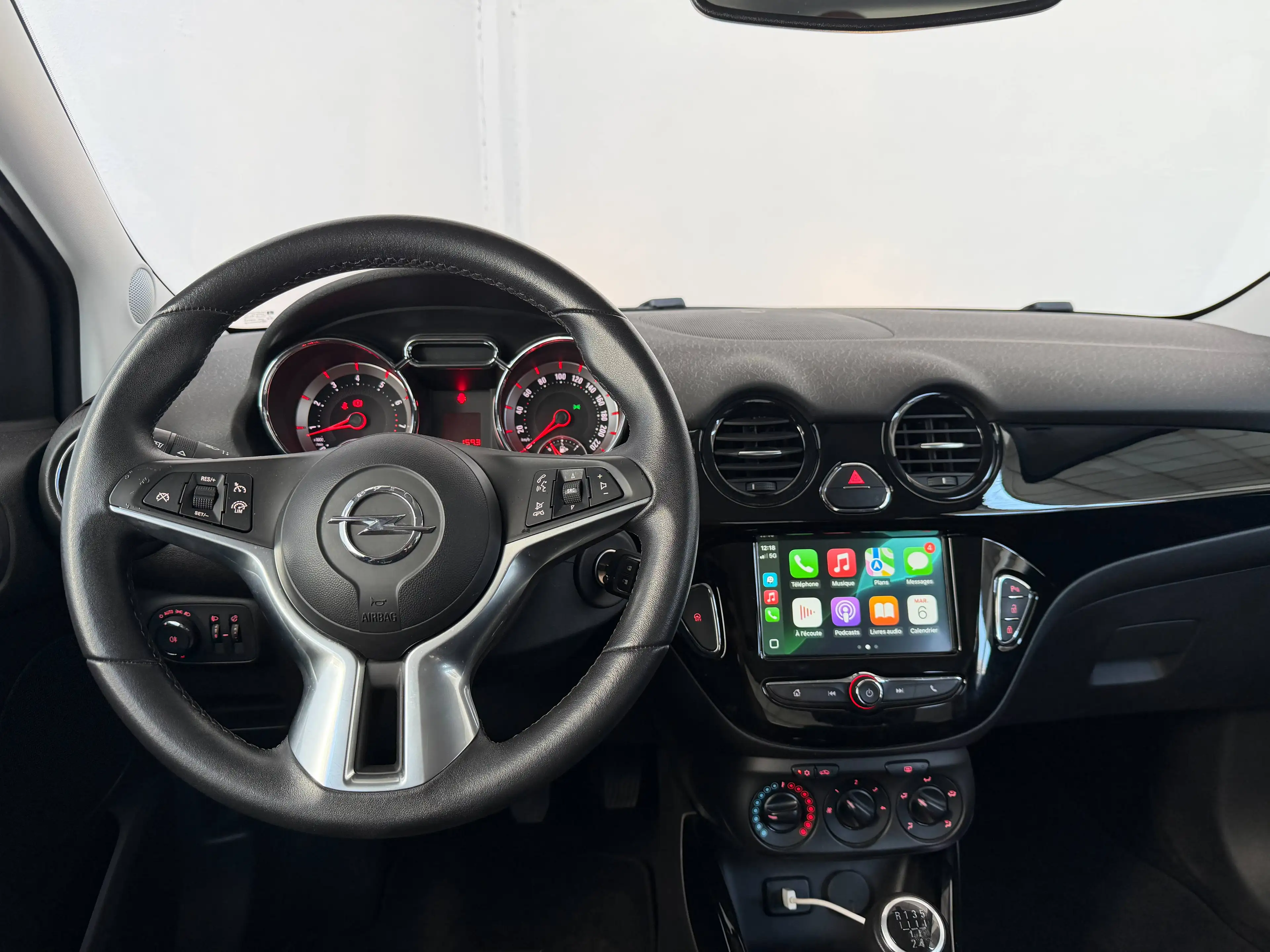 Opel Adam 1.2 - Carplay - Capteurs de recul - 1er propiétaire - 1 an de garantie — photo 7