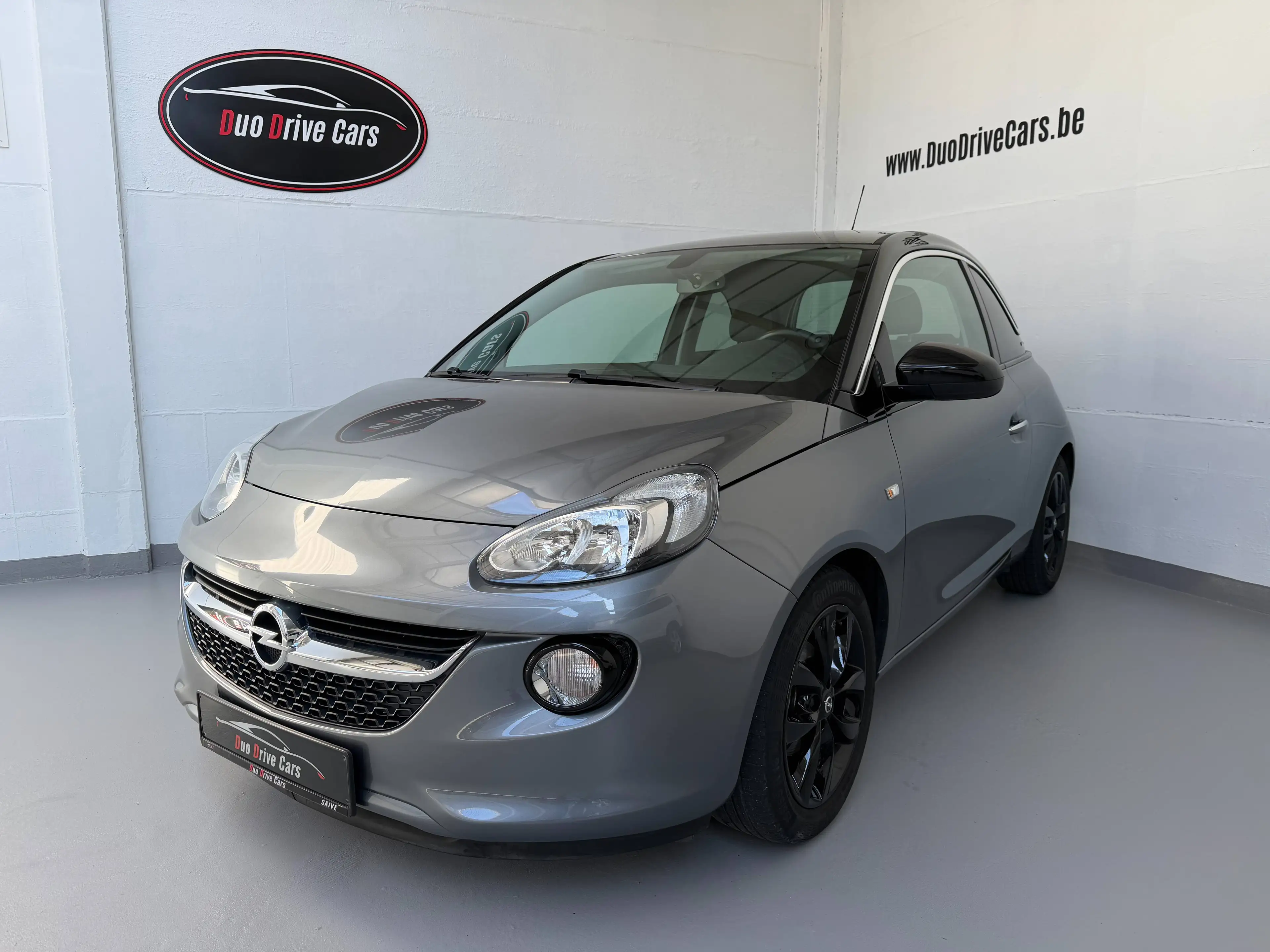 Opel Adam 1.2 - Carplay - Capteurs de recul - 1er propiétaire - 1 an de garantie
