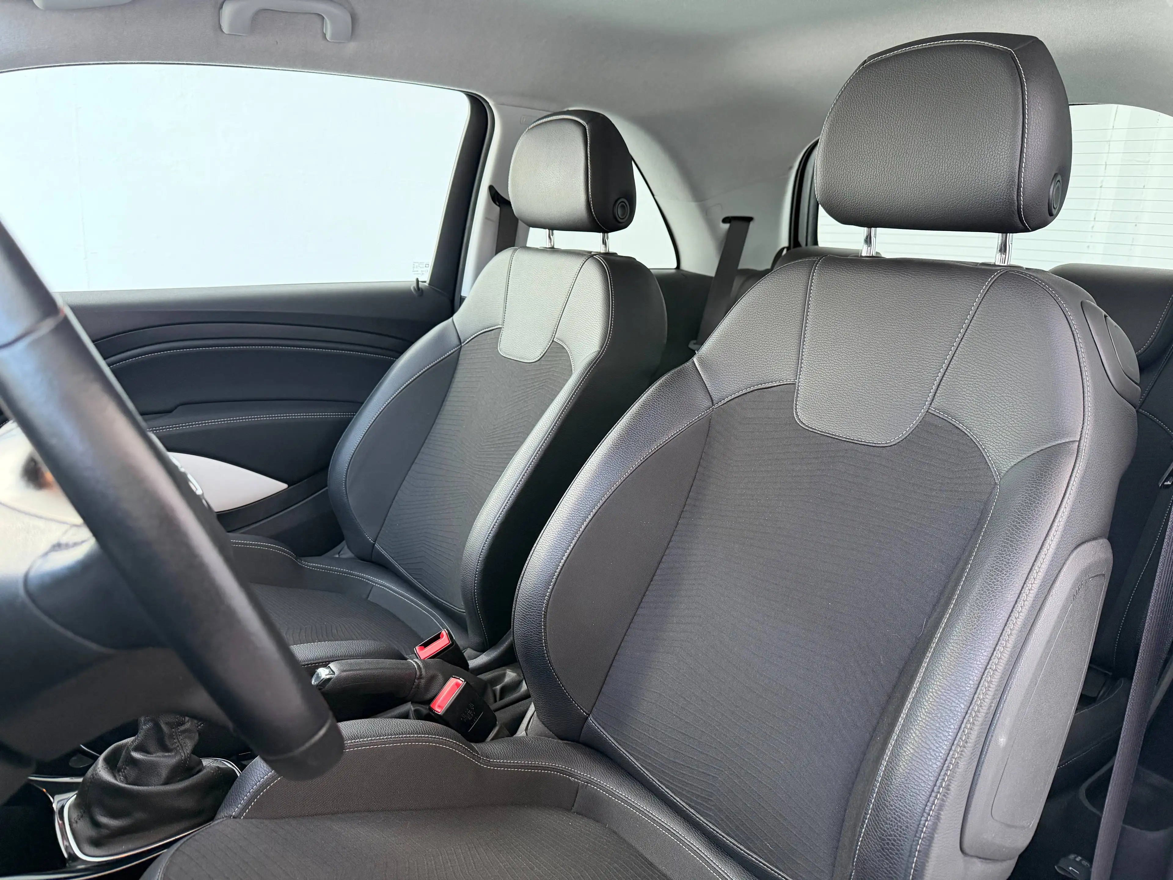 Opel Adam 1.2 - Carplay - Capteurs de recul - 1er propiétaire - 1 an de garantie — photo 15
