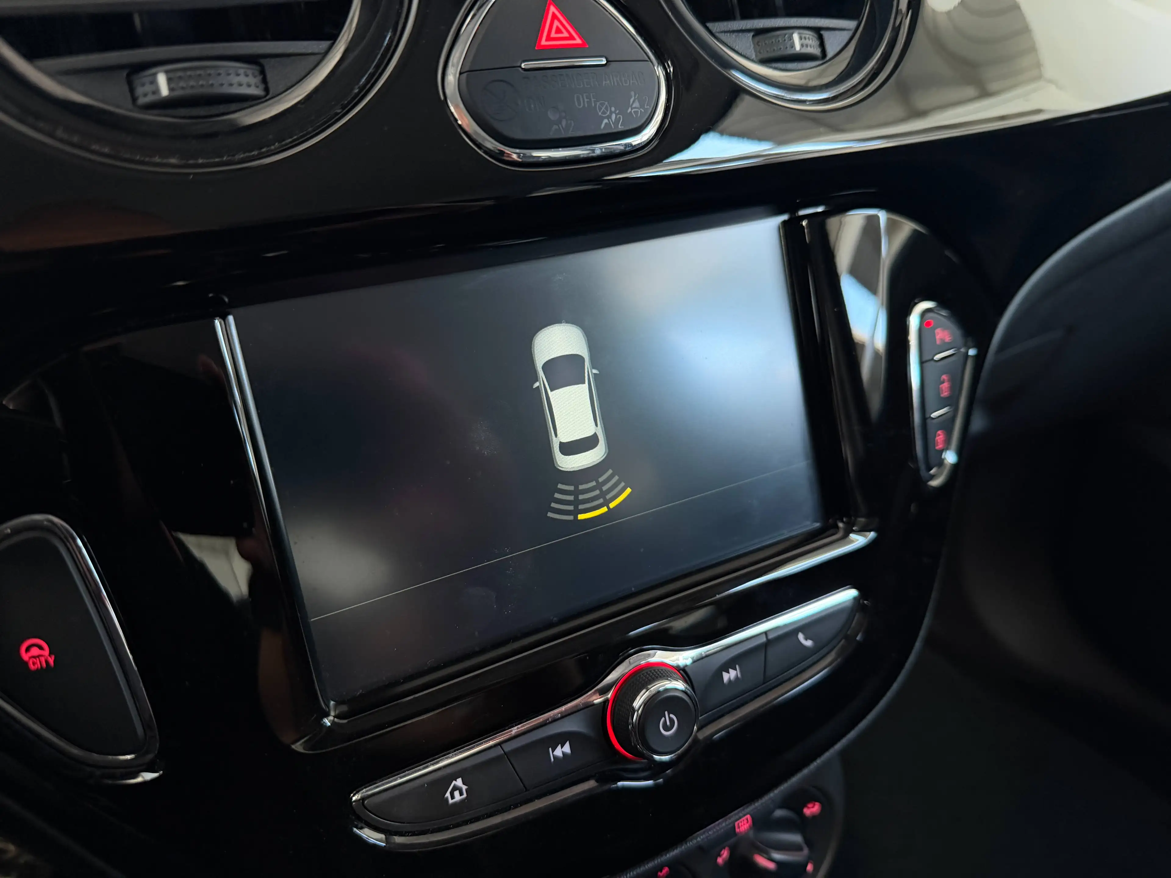 Opel Adam 1.2 - Carplay - Capteurs de recul - 1er propiétaire - 1 an de garantie — photo 9