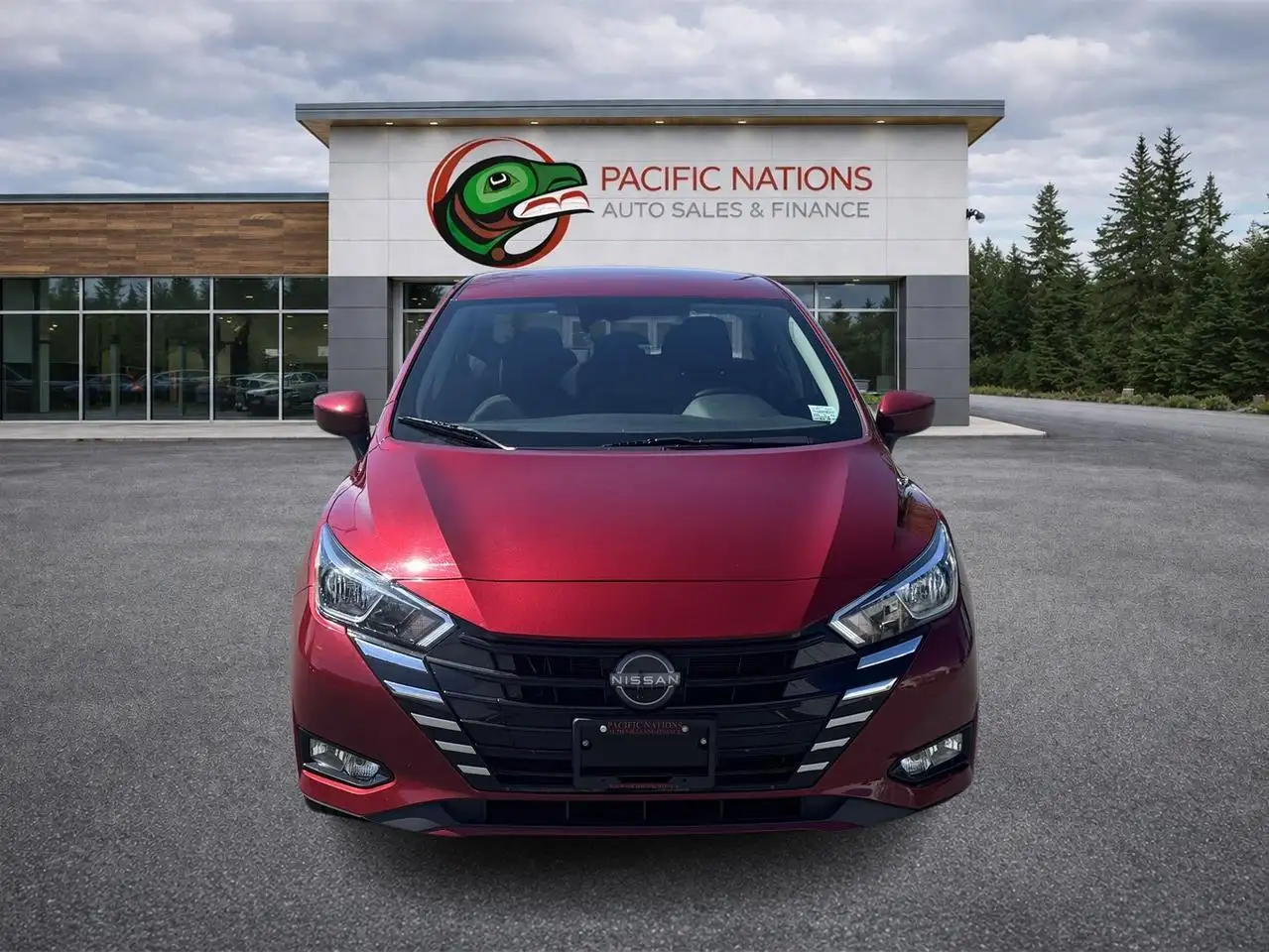 Nissan Versa снимка Nissan Versa