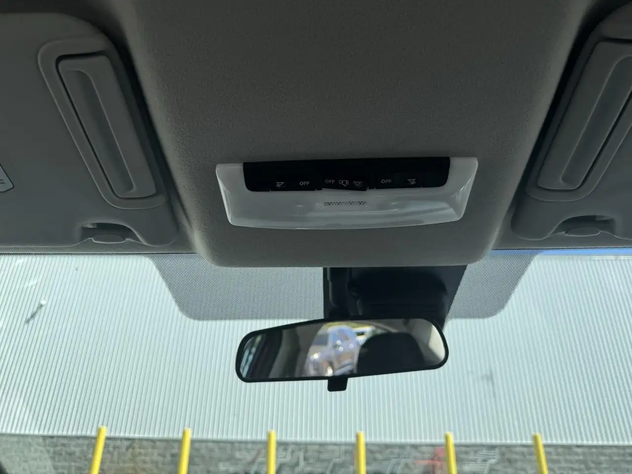 Nissan Versa снимка Nissan Versa