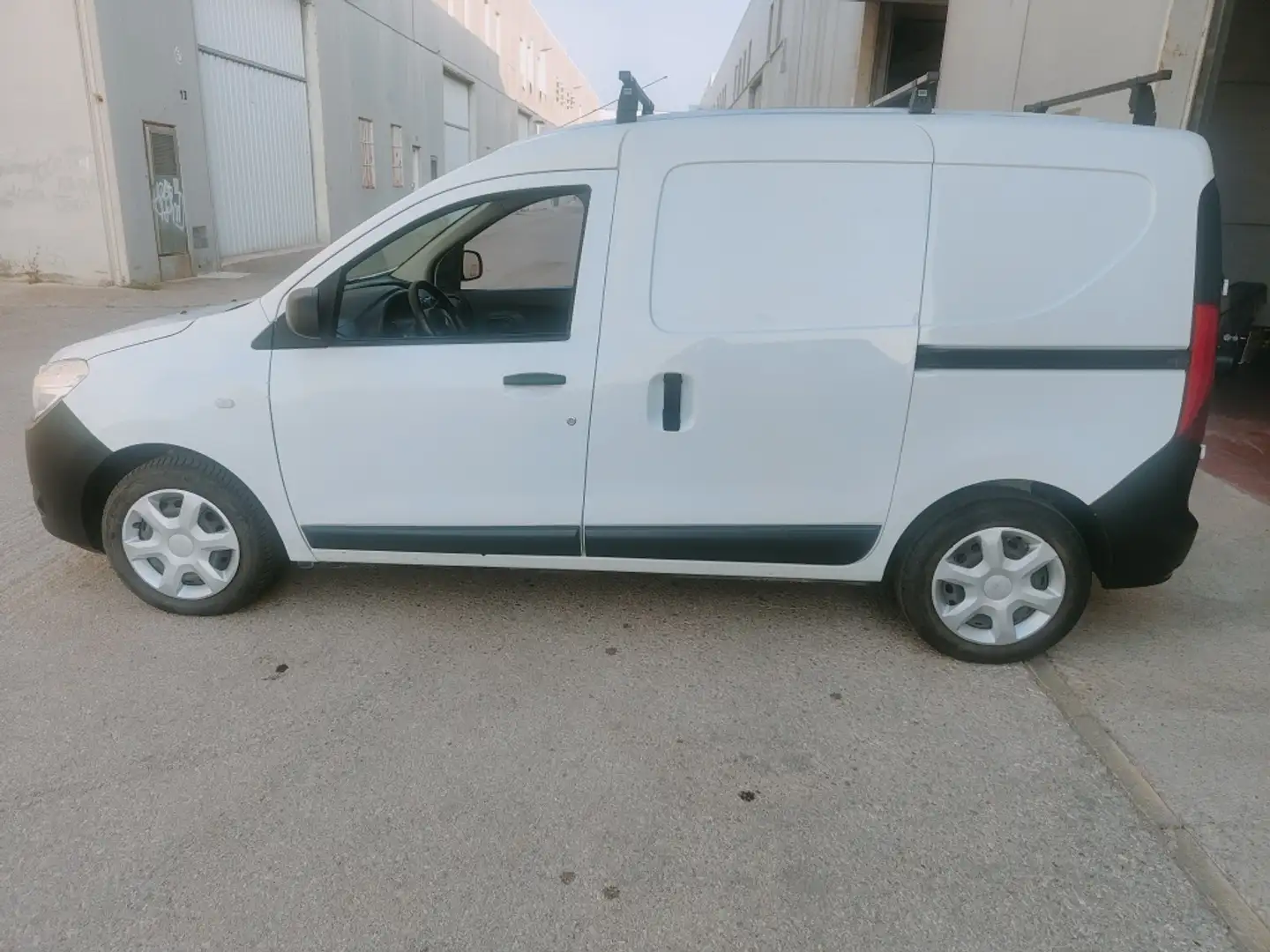 Dacia Dokker Comercial Van 1.5Blue dCi Essential 70kW Blanc - 1