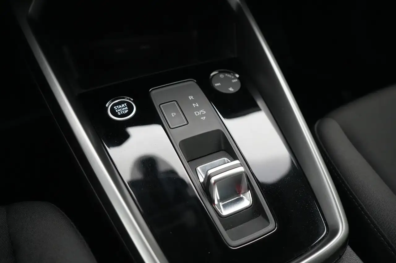 Audi A3 Sportback 30 TDi S-Tronic Attraction Business Ed., миниатюра 16