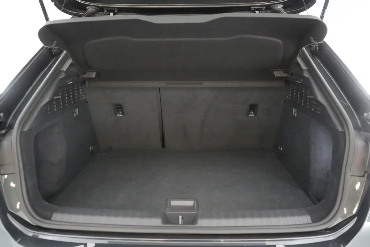Audi A3 Sportback 30 TDi S-Tronic Attraction Business Ed., миниатюра 21