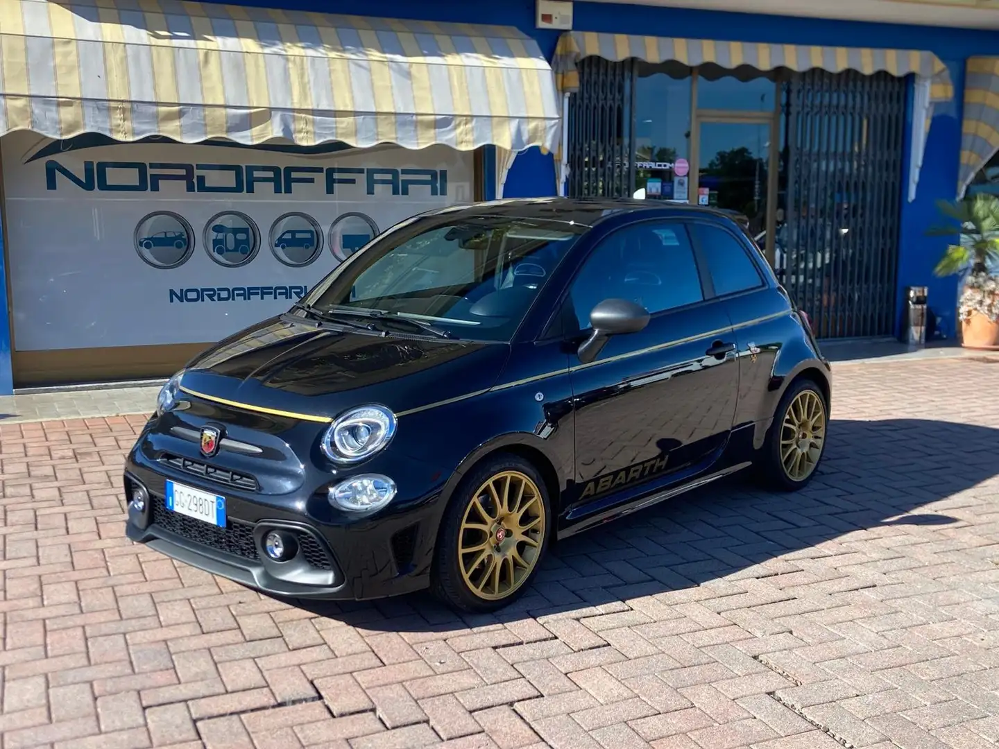 Abarth 595 595 2016 1.4 t-jet Scorpioneoro 165cv Nero - 1