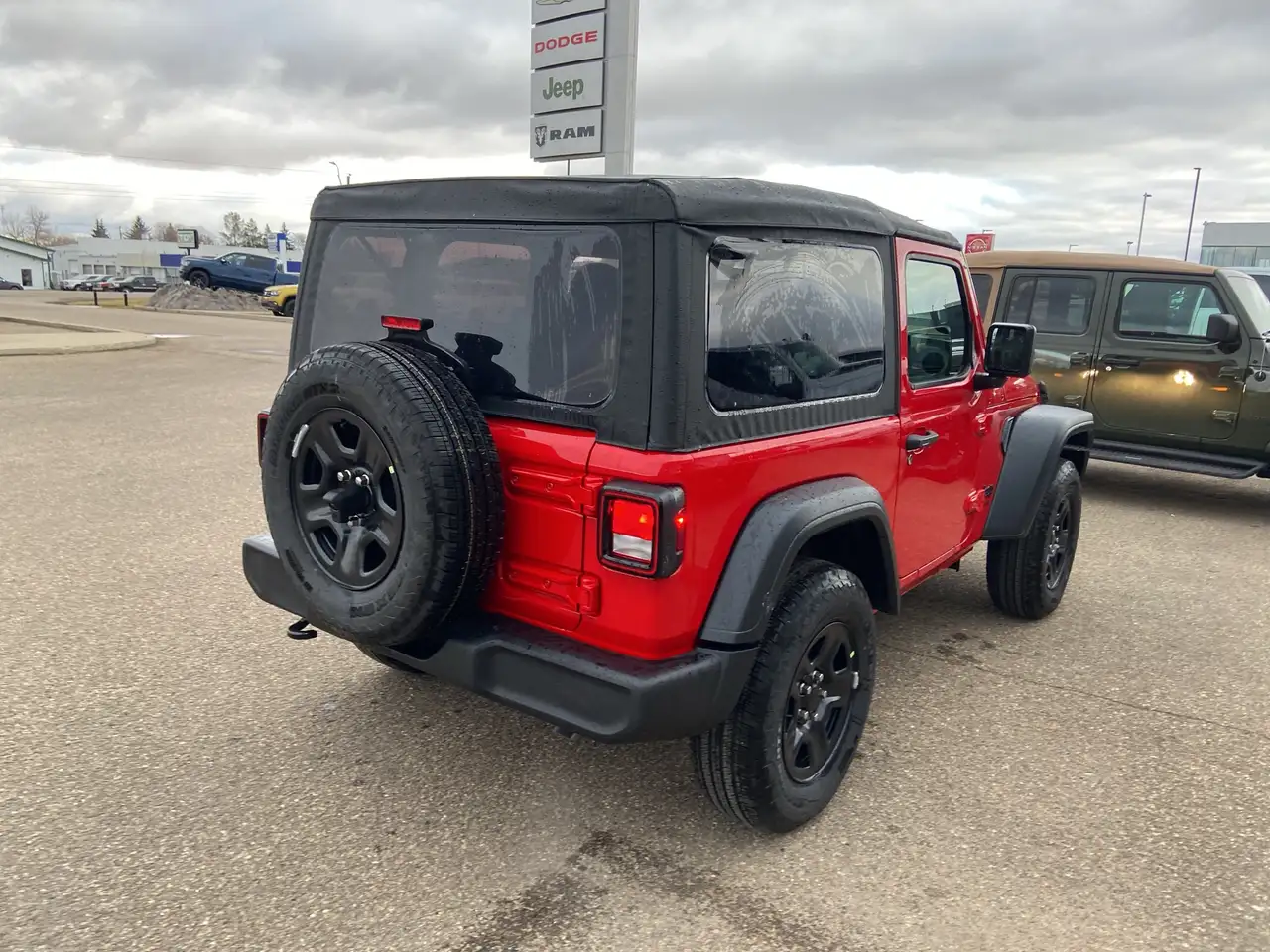 Jeep Wrangler снимка Jeep Wrangler