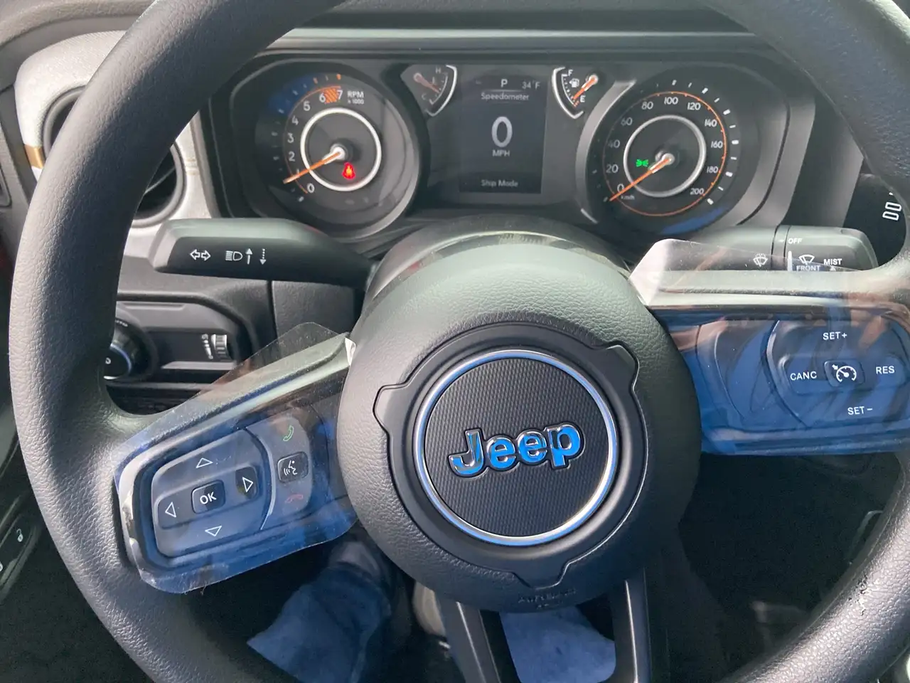 Jeep Wrangler снимка Jeep Wrangler