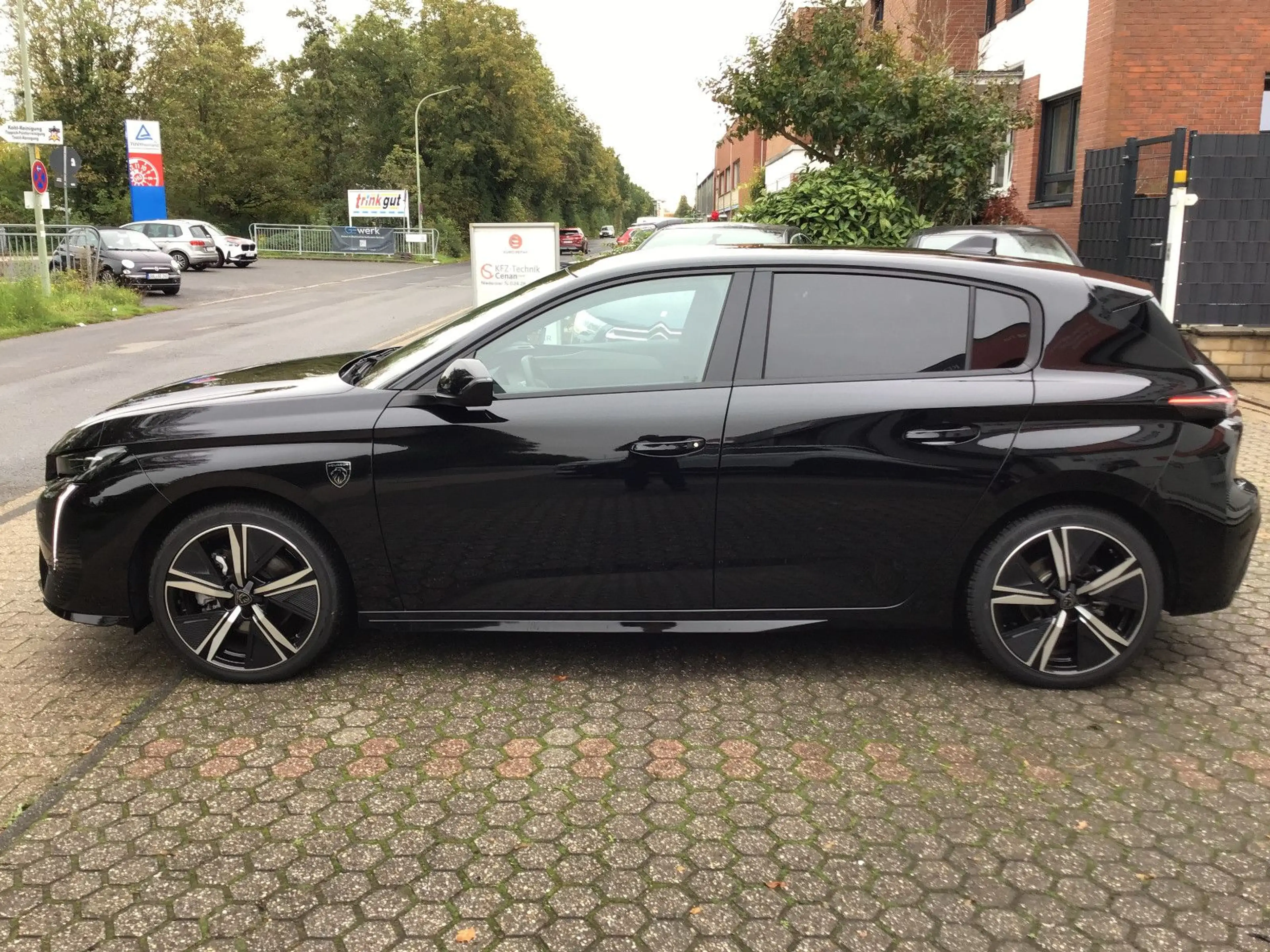 Peugeot 308 GT — photo 5