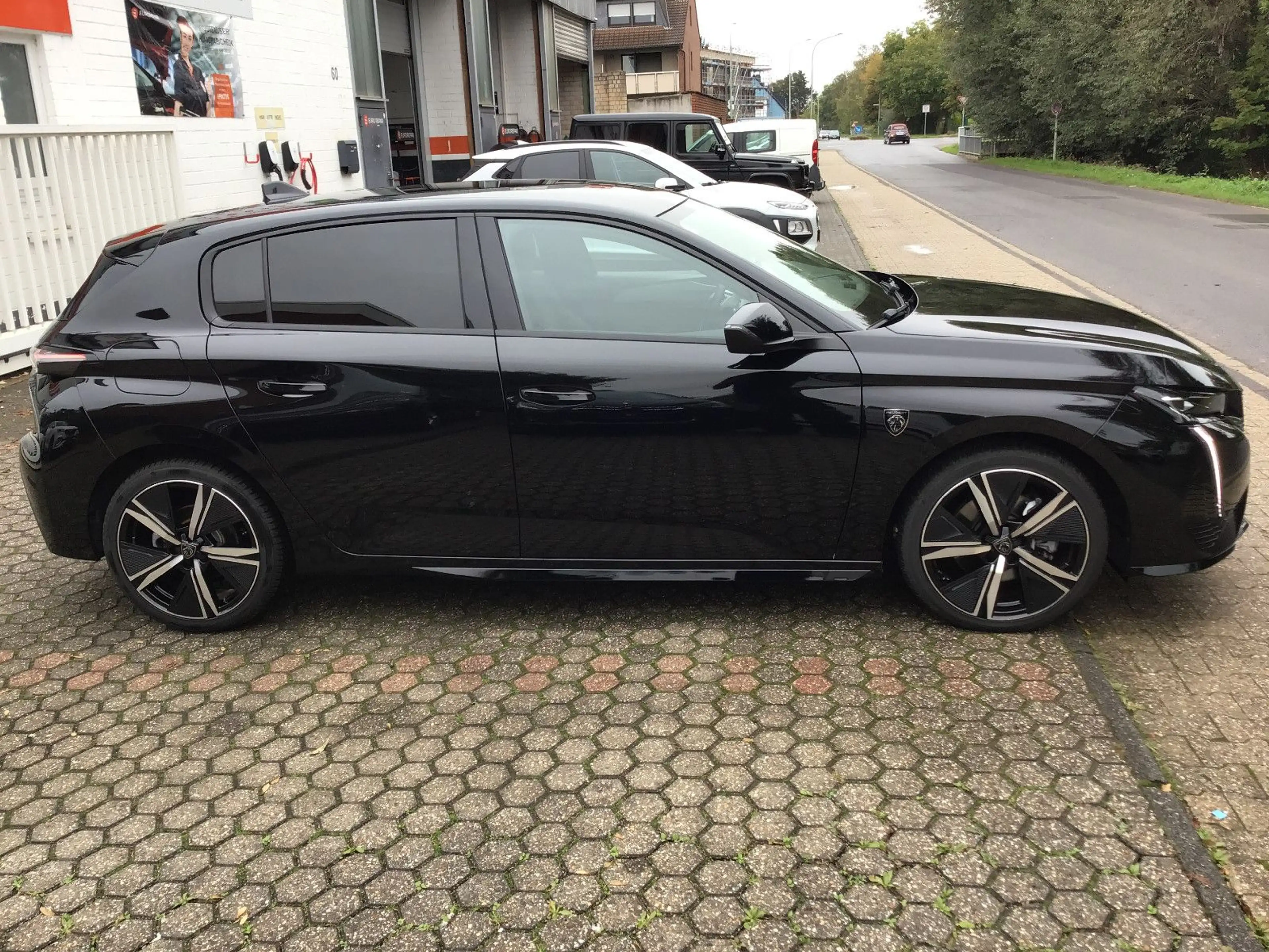 Peugeot 308 GT — photo 8