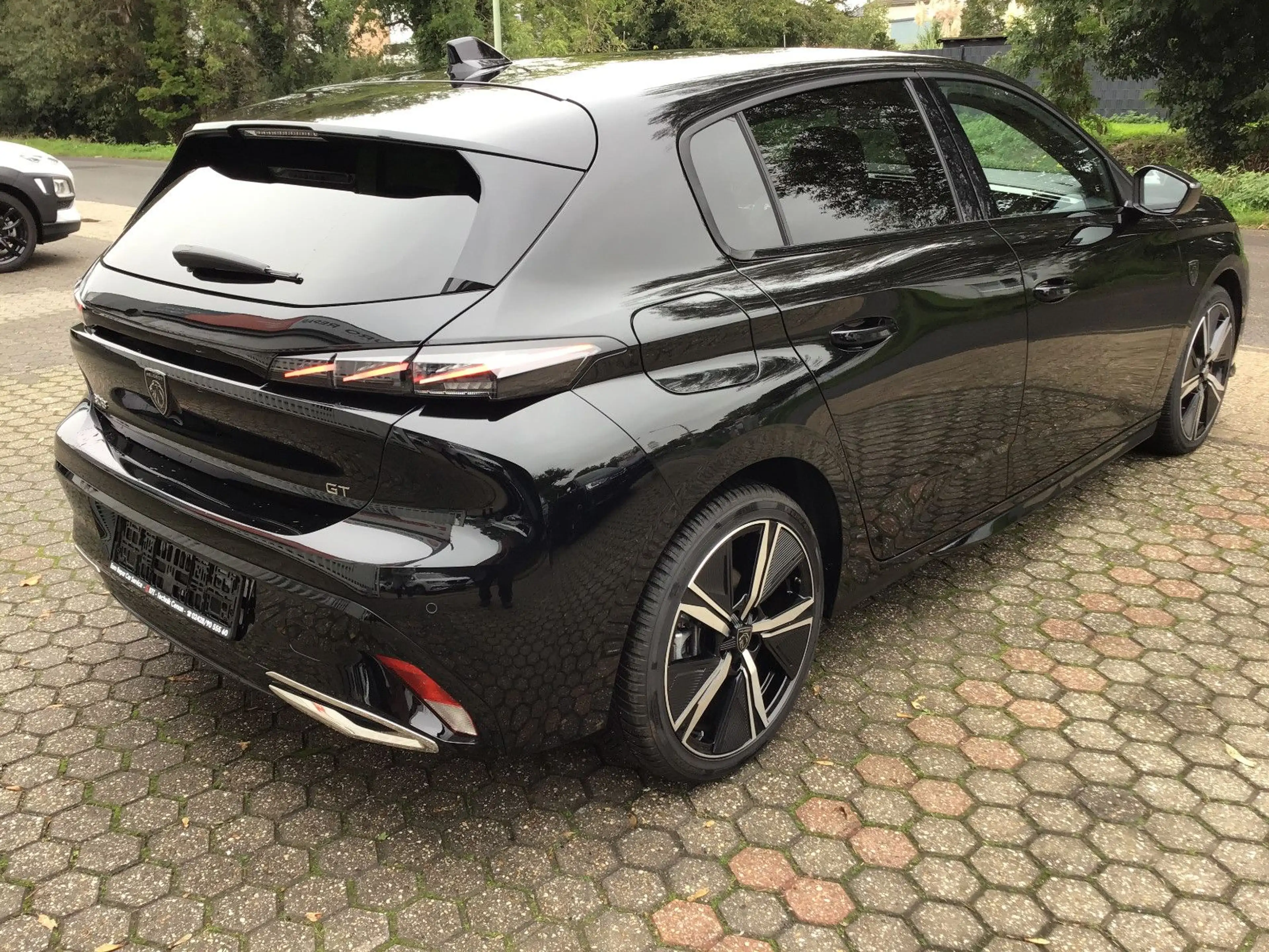 Peugeot 308 GT — photo 9
