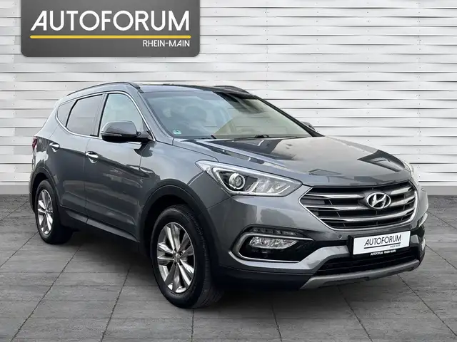 Hyundai SANTA FE Family + 7. SITZER,TÜV,KAMERA,AHK,SHZ