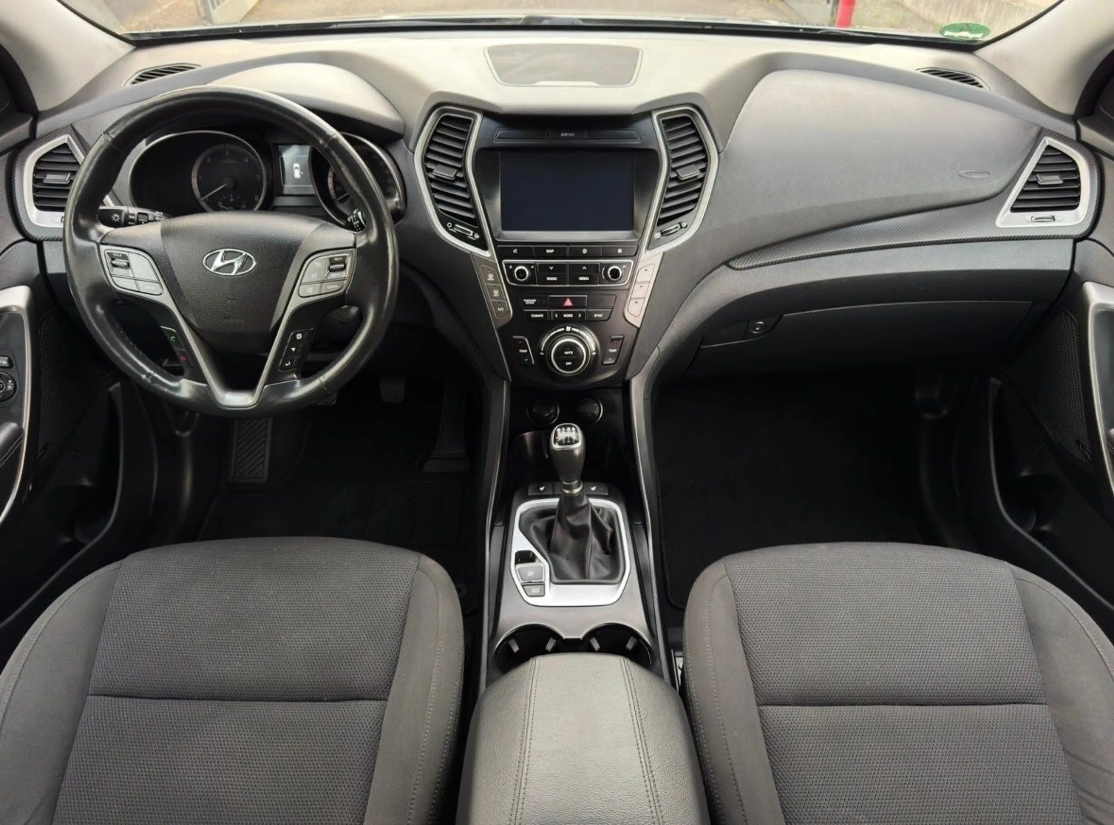 Hyundai SANTA FE Family + 7.-SITZER,TÜV,KAMERA,AHK,SHZ — photo 13