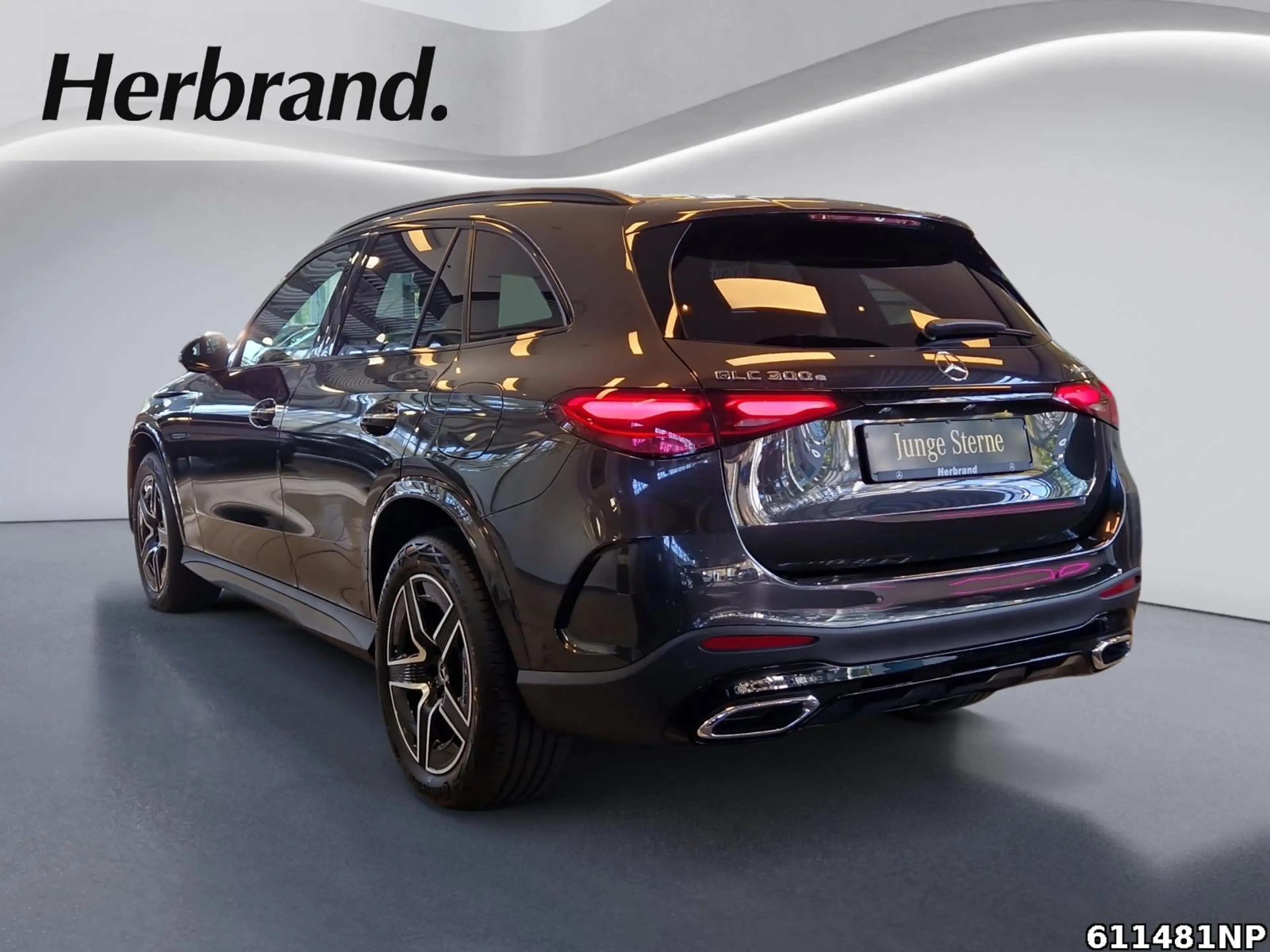 Mercedes-Benz GLC 300 e 4M AMG Pano AHK NightDistronic Memory — photo 4
