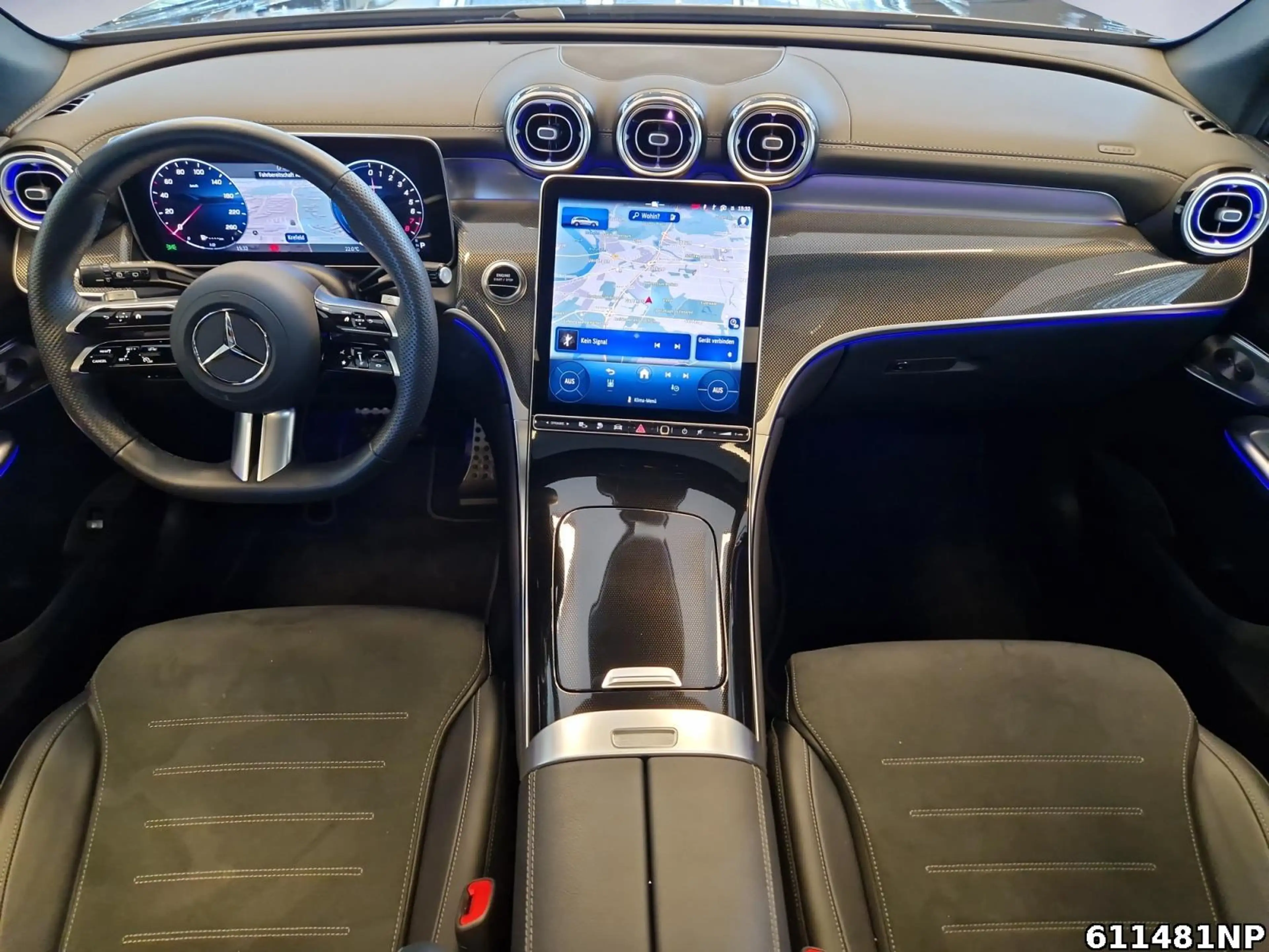 Mercedes-Benz GLC 300 e 4M AMG Pano AHK NightDistronic Memory — photo 9