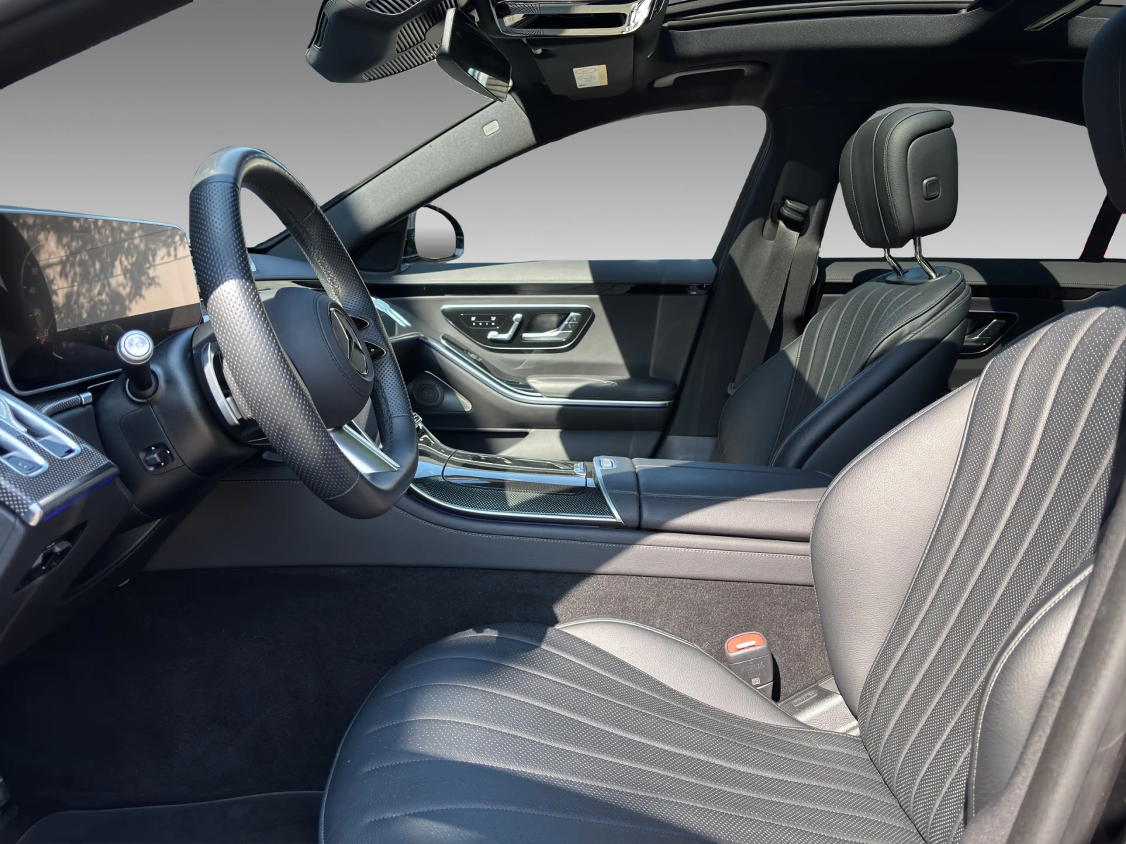 Mercedes-Benz S 350 d AMG MBUX Pano 360° HuD Burm Sitzklima — photo 8
