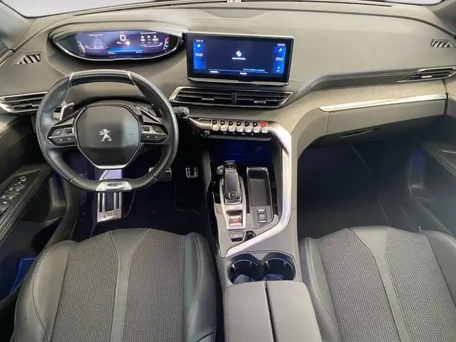 Peugeot 5008 view 6