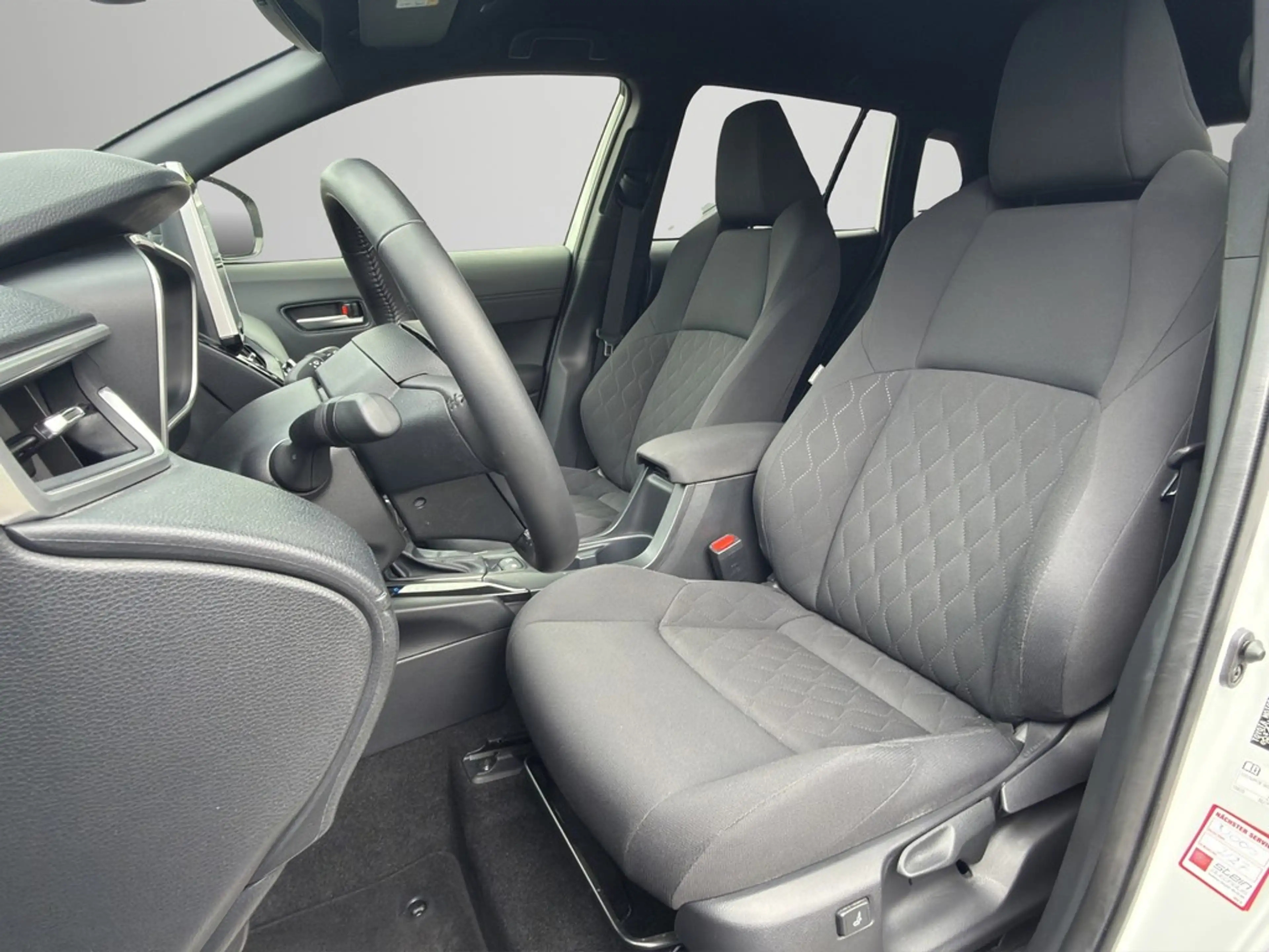 Toyota Corolla Cross 2.0 Hybrid Team Deutschland *NAVI*KAMERA*TOTWIN... — photo 6