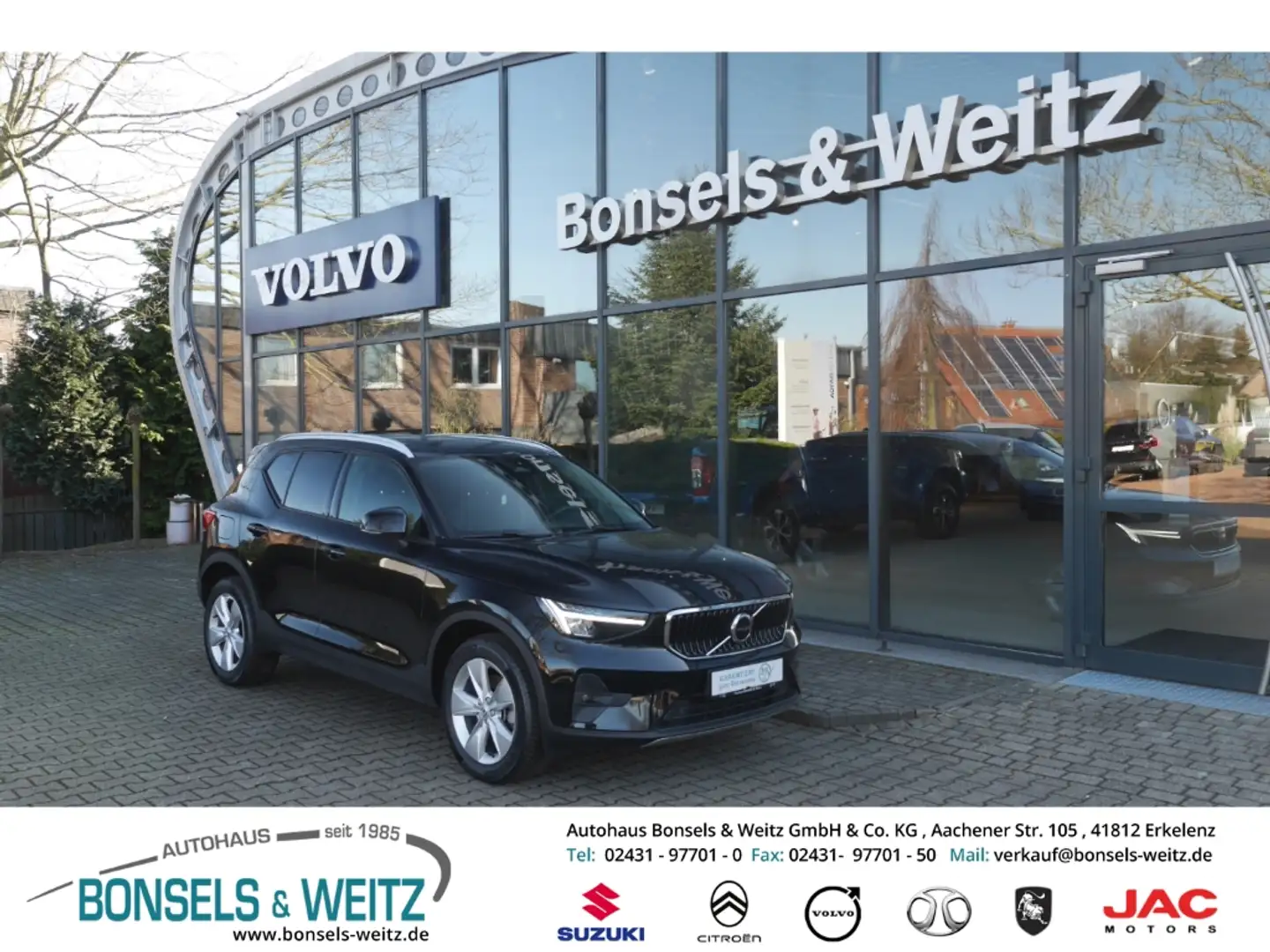 Volvo XC40 Core 2WD EU6d B3 MILD HYBRID BENZIN CORE AUTOMATIK Schwarz - 1