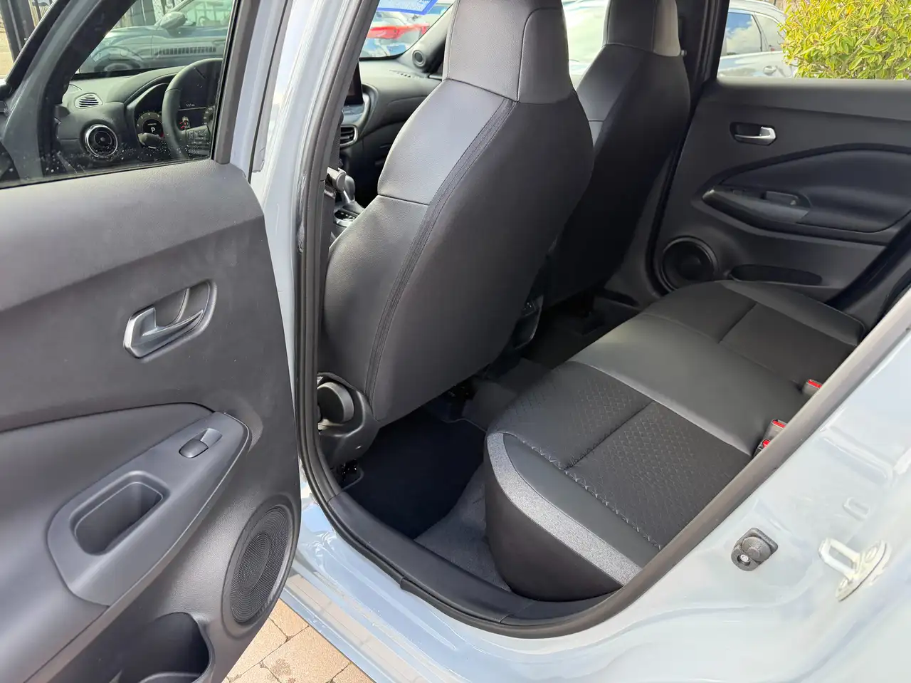 Nissan Juke 1.0 DIG-T 114PK DCT N-Connecta + COLD/PACK BI-TONE 8