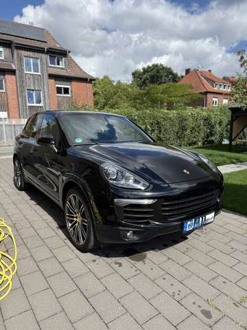 Imagine Porsche Cayenne Diesel Platinum Edition