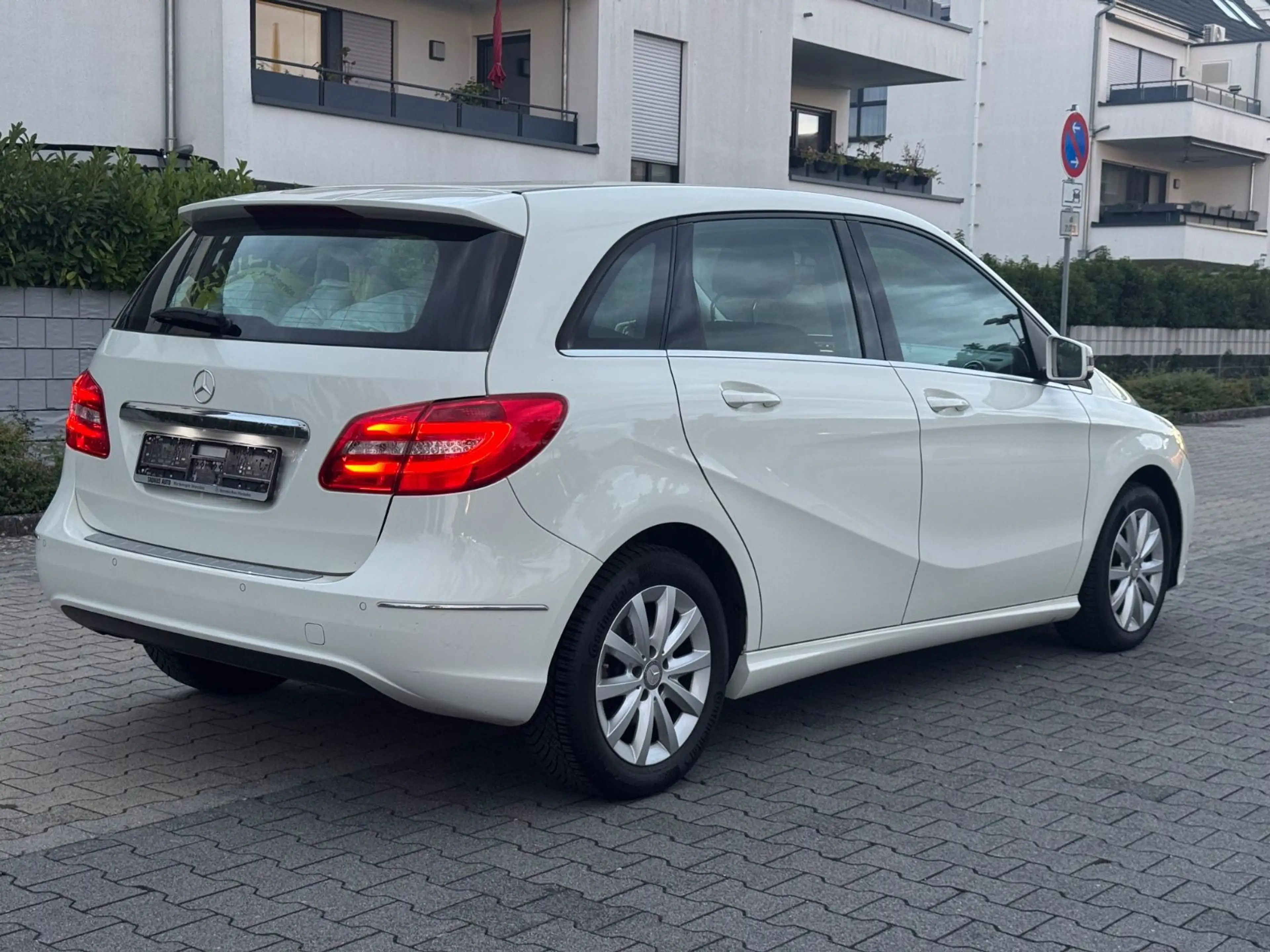 Mercedes-Benz B 180 CDI*Xenon*SHZ*PDC*2.Hand — photo 4