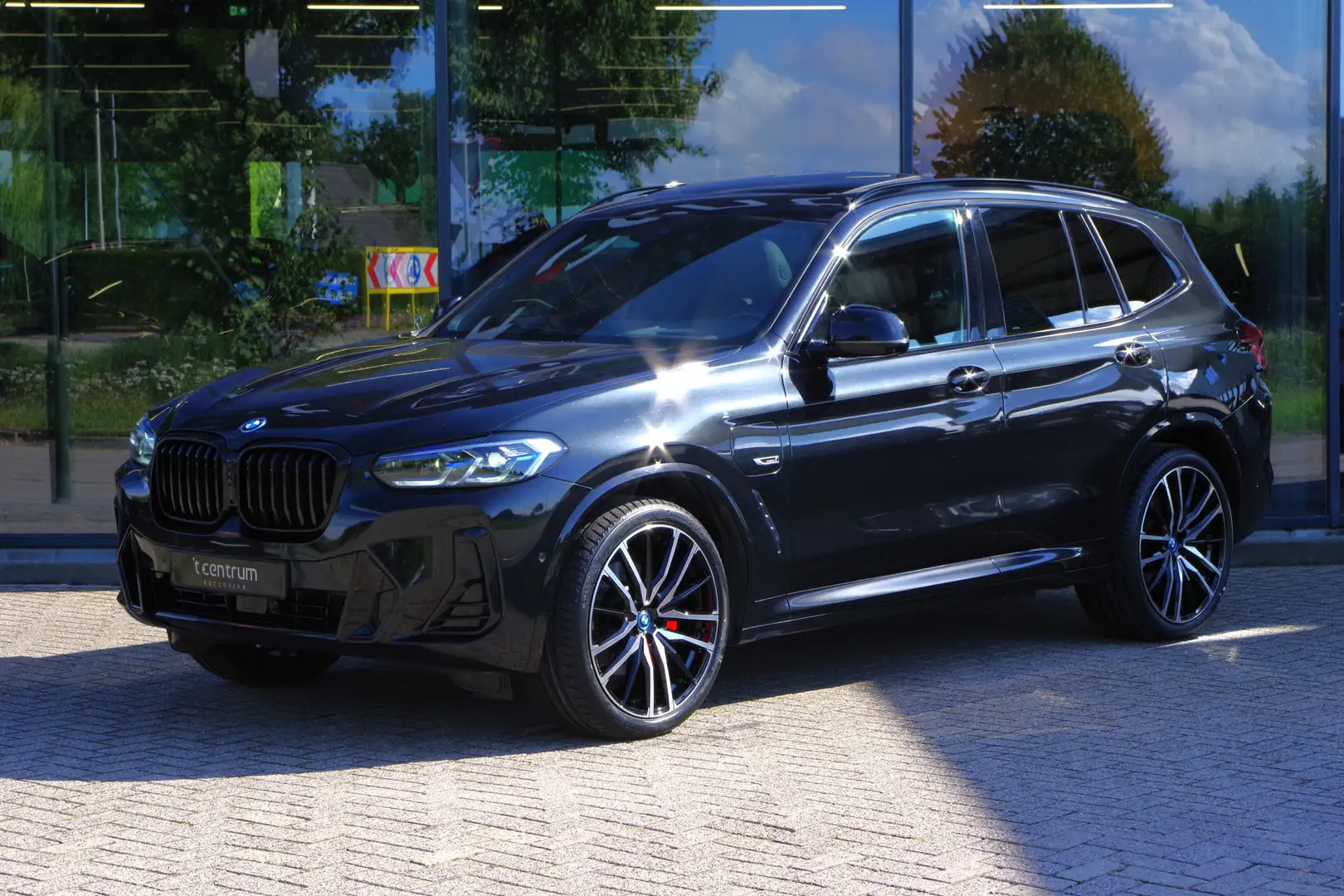 BMW X3 xDrive30e High Executive 293 PK PHEV, 360 Camera, Noir - 1