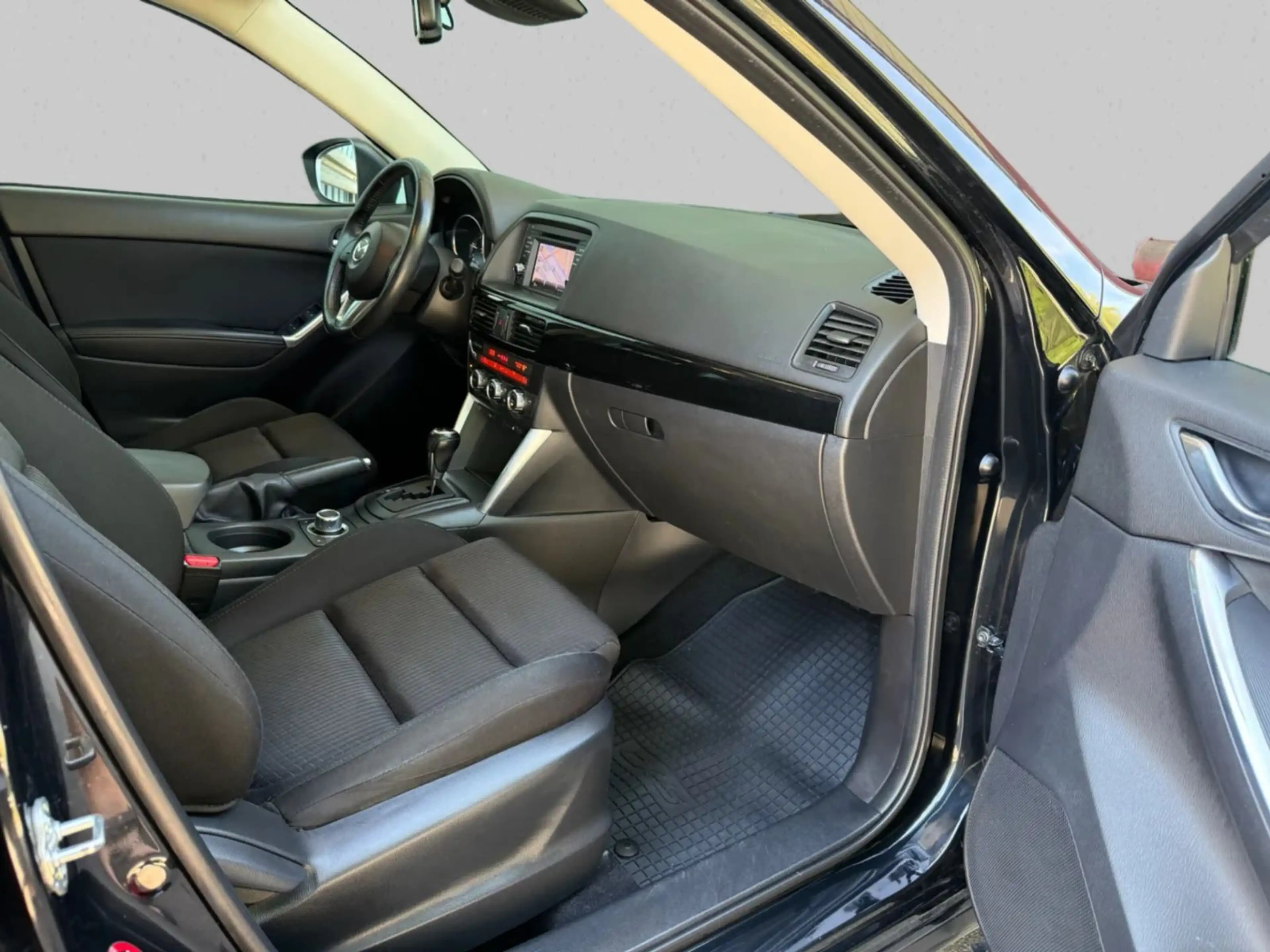 Mazda CX-5 Center-Line AWD — photo 8