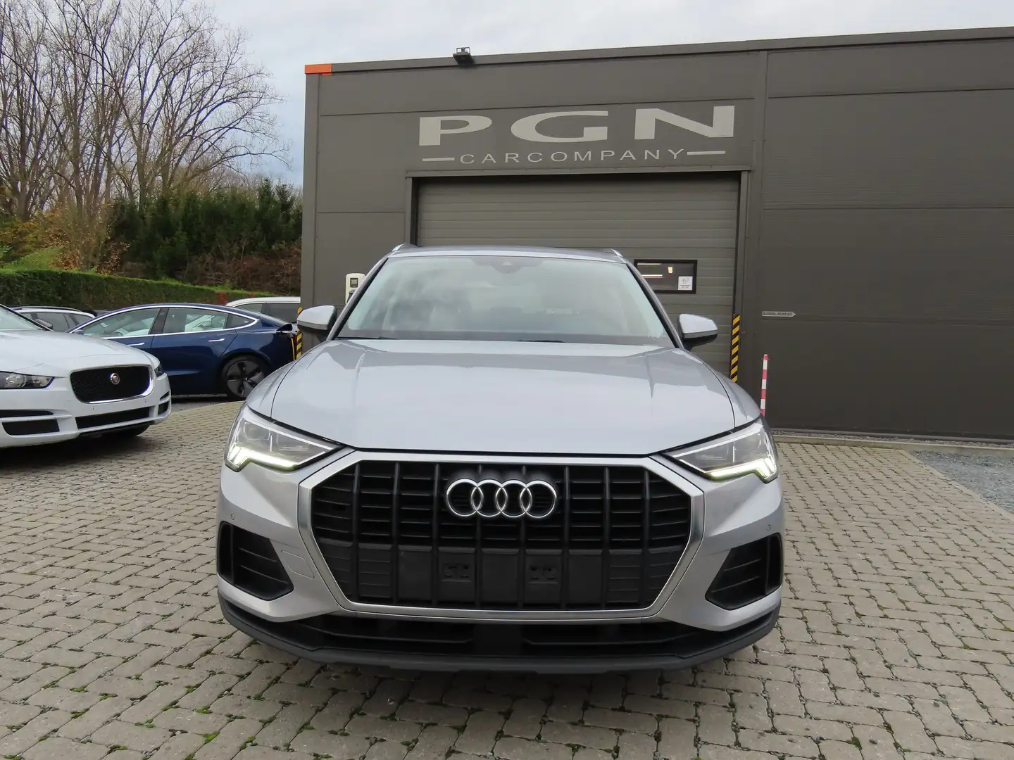 Audi Q3 Q3 35 TFSI S tronic S line Virtual cockpit Grau - 2