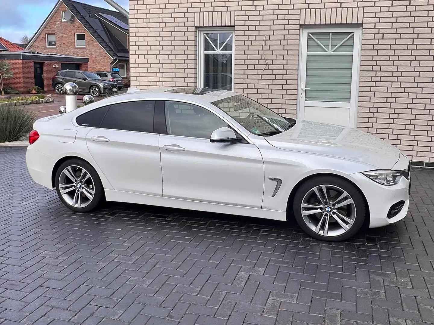 BMW 430 430d Gran Coupe Aut. Luxury Line Weiß - 2
