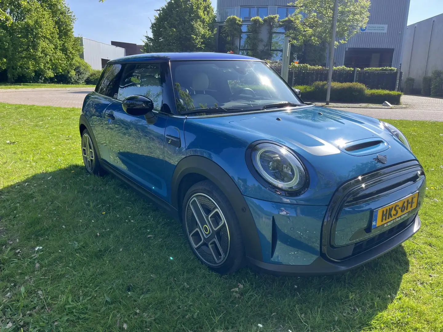 MINI Mini Electric Camden Go Edition 33 kWh Spec. uitv. Blauw - 2