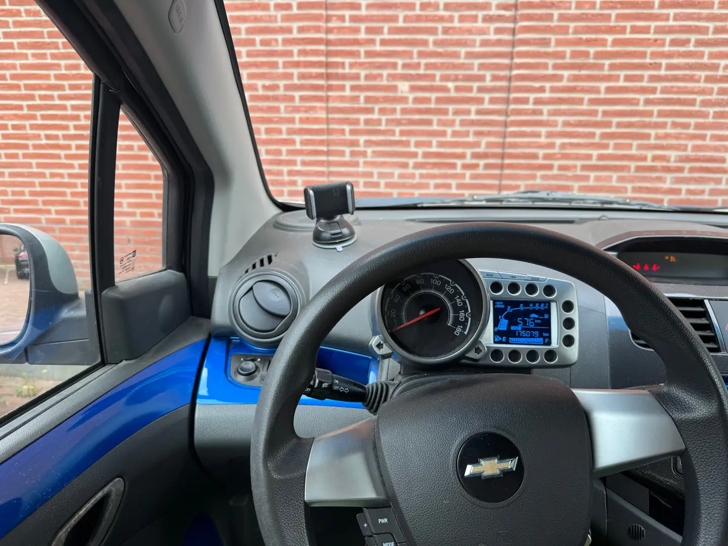 Chevrolet Spark Spark 1.2 16V LT Zilver - 2