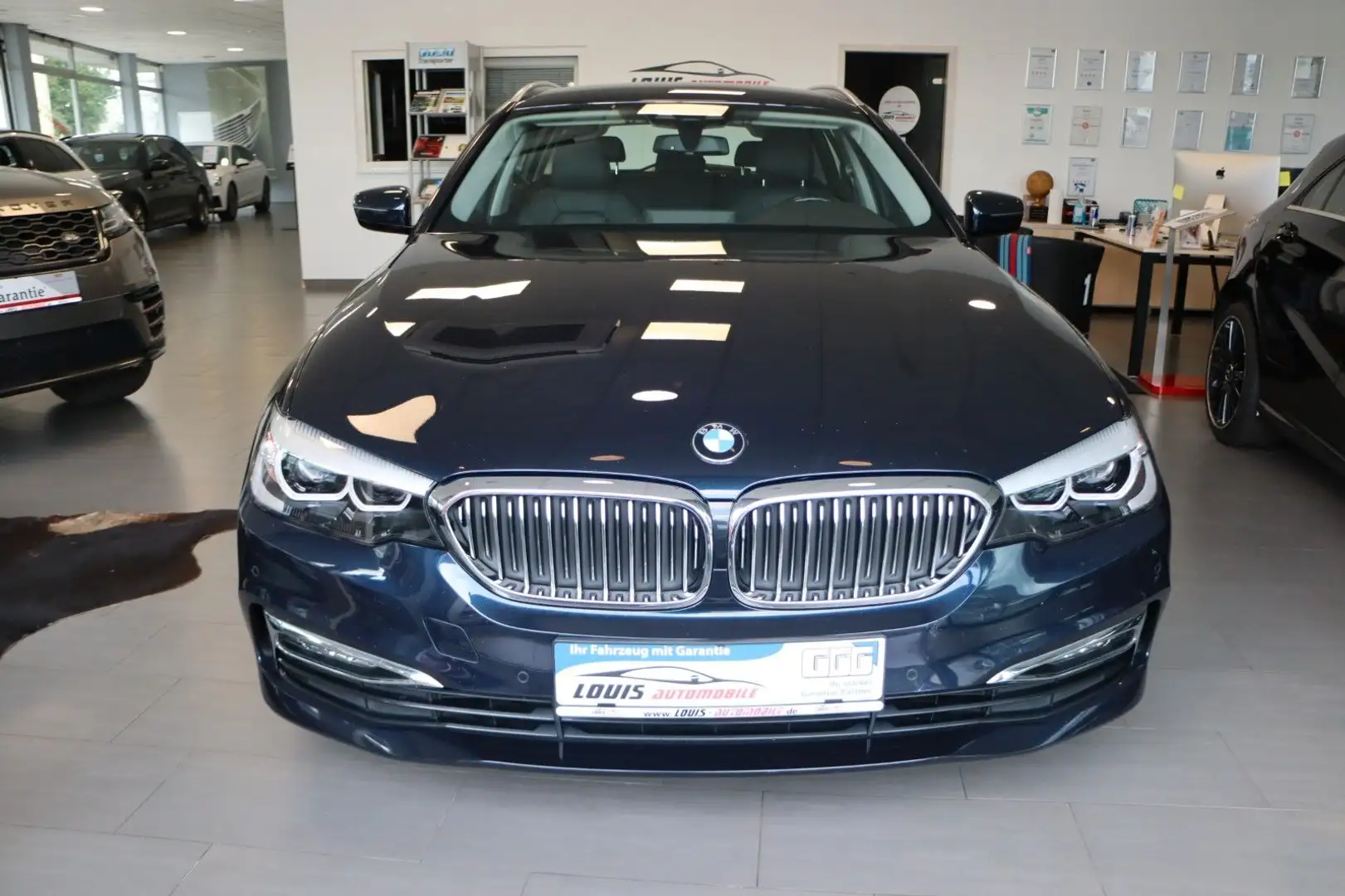 BMW 520 d Touring Luxury Line Leder/Navi/Tempom./PDC Blau - 2