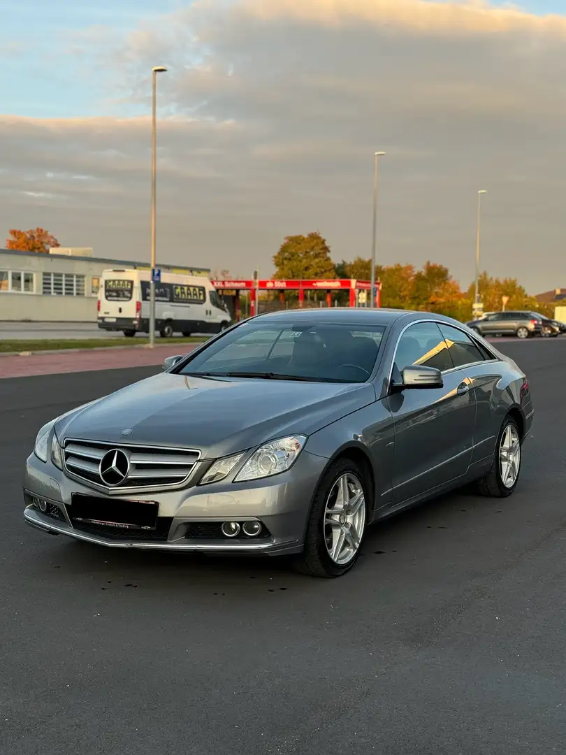 Mercedes-Benz E 200 CGI BlueEfficiency Aut. - 1