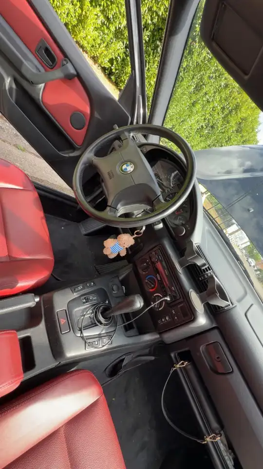 BMW 316i, foto 6