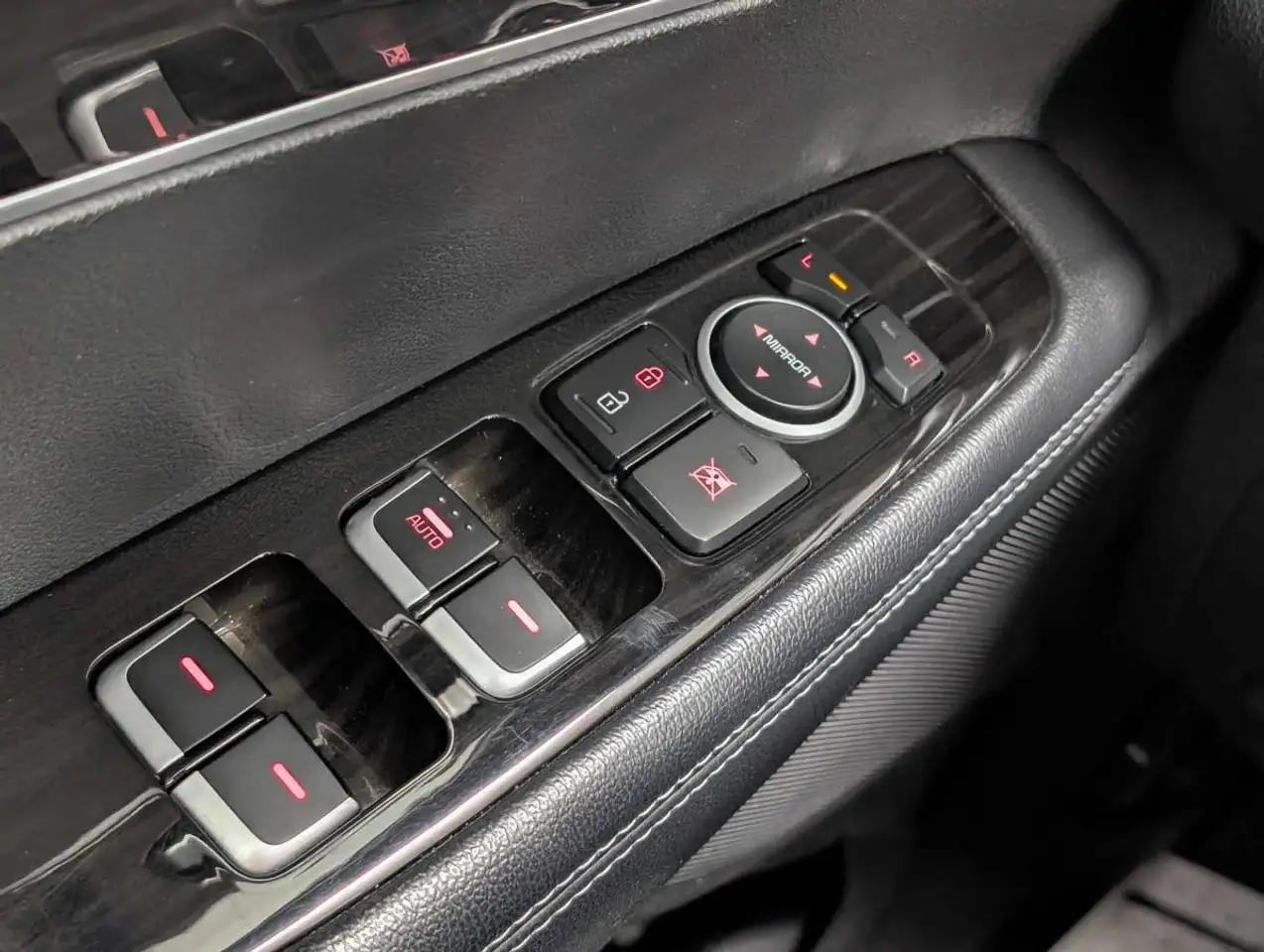 Kia Sorento снимка Kia Sorento
