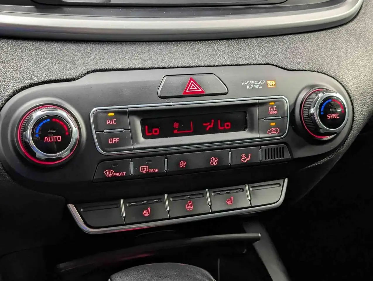 Kia Sorento снимка Kia Sorento