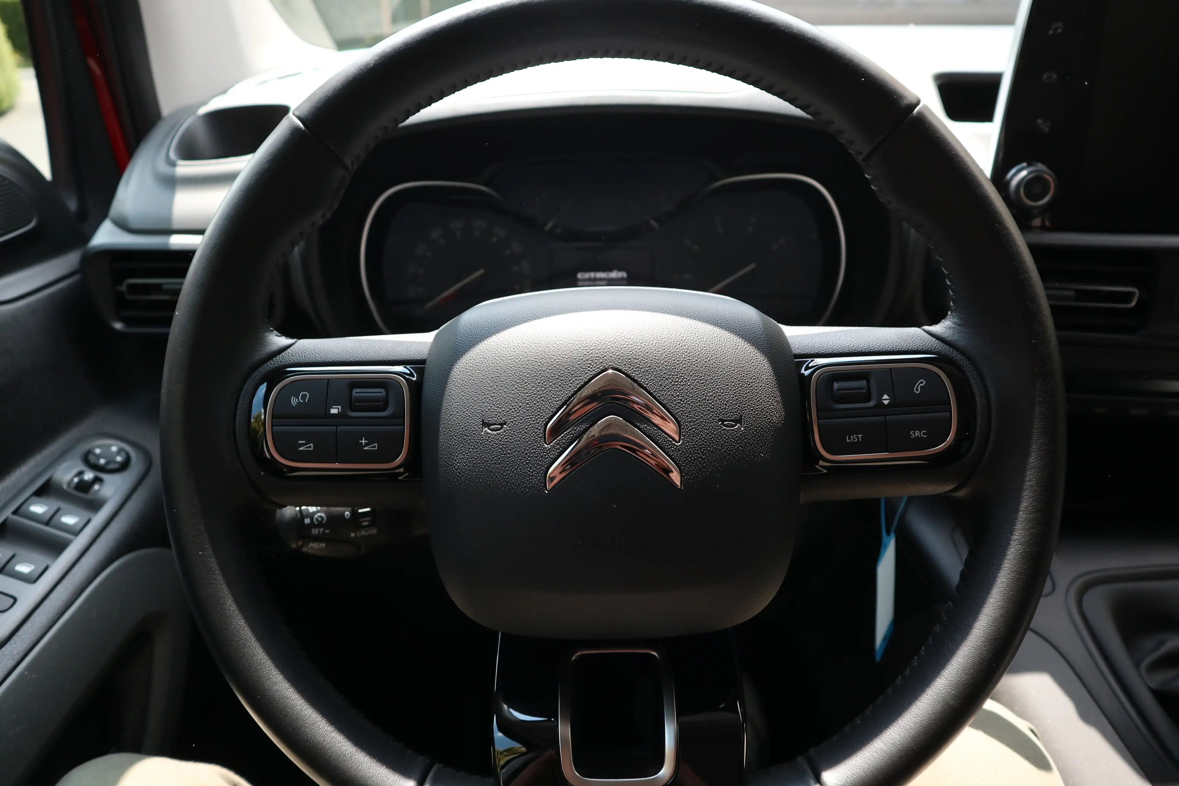 Citroen Berlingo 110 Benziner*rollstuhlgerecht*Wenderampe*Garantie* — photo 14