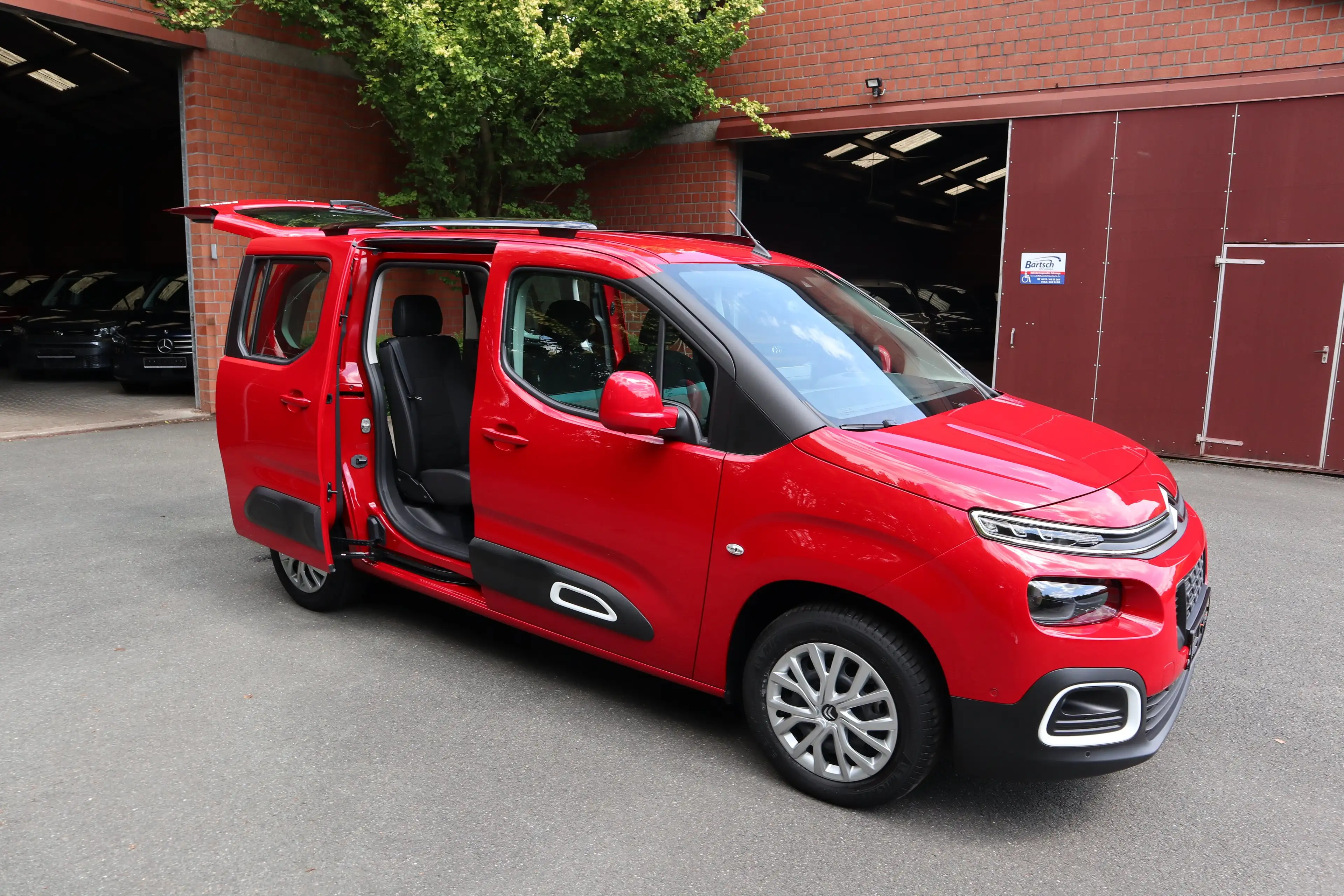 Citroen Berlingo 110 Benziner*rollstuhlgerecht*Wenderampe*Garantie* — photo 5