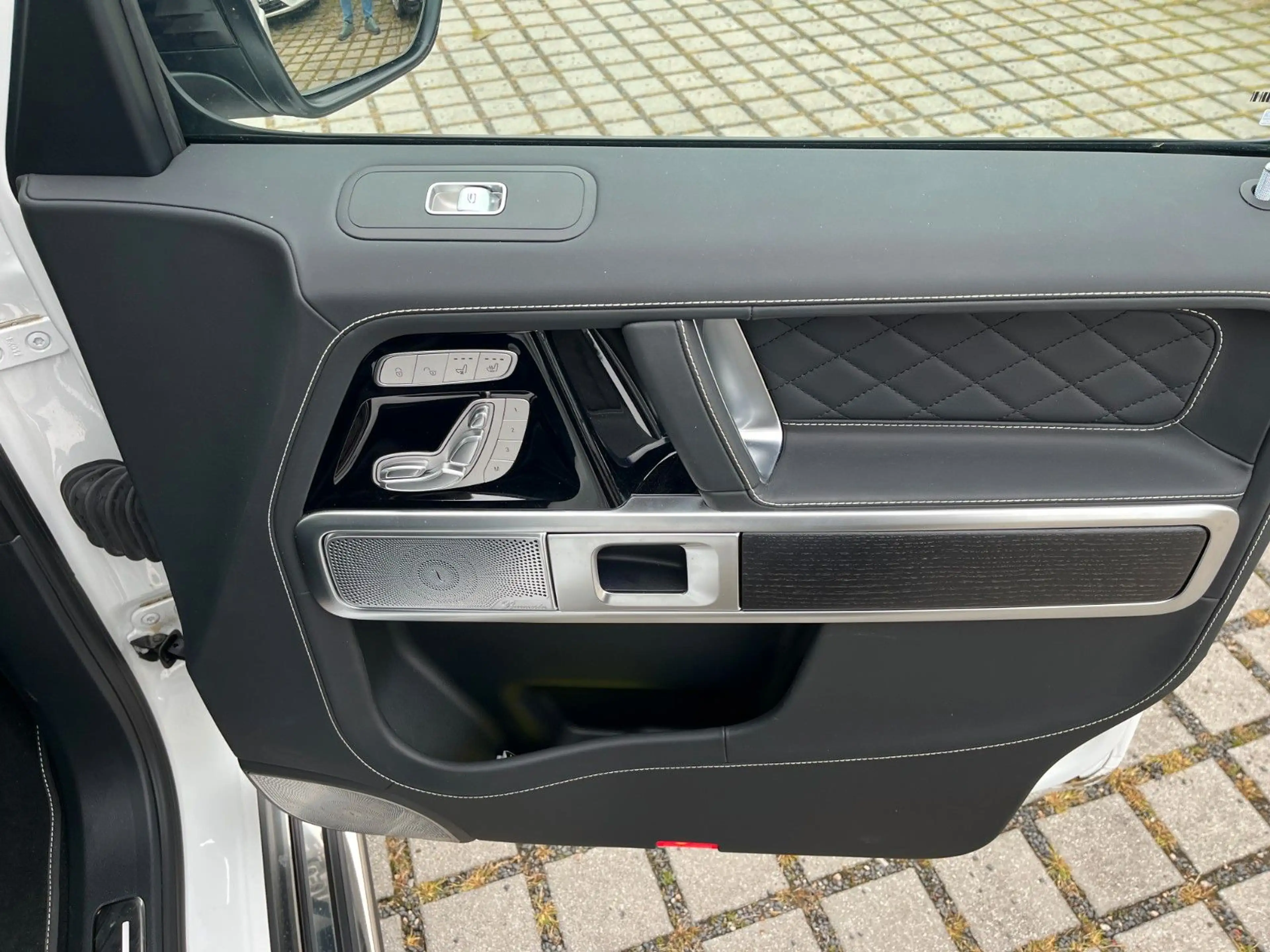 Mercedes-Benz G 63 AMG 1-Hd.|360°|Burm.|Distro.|Night|Manufakt — photo 13