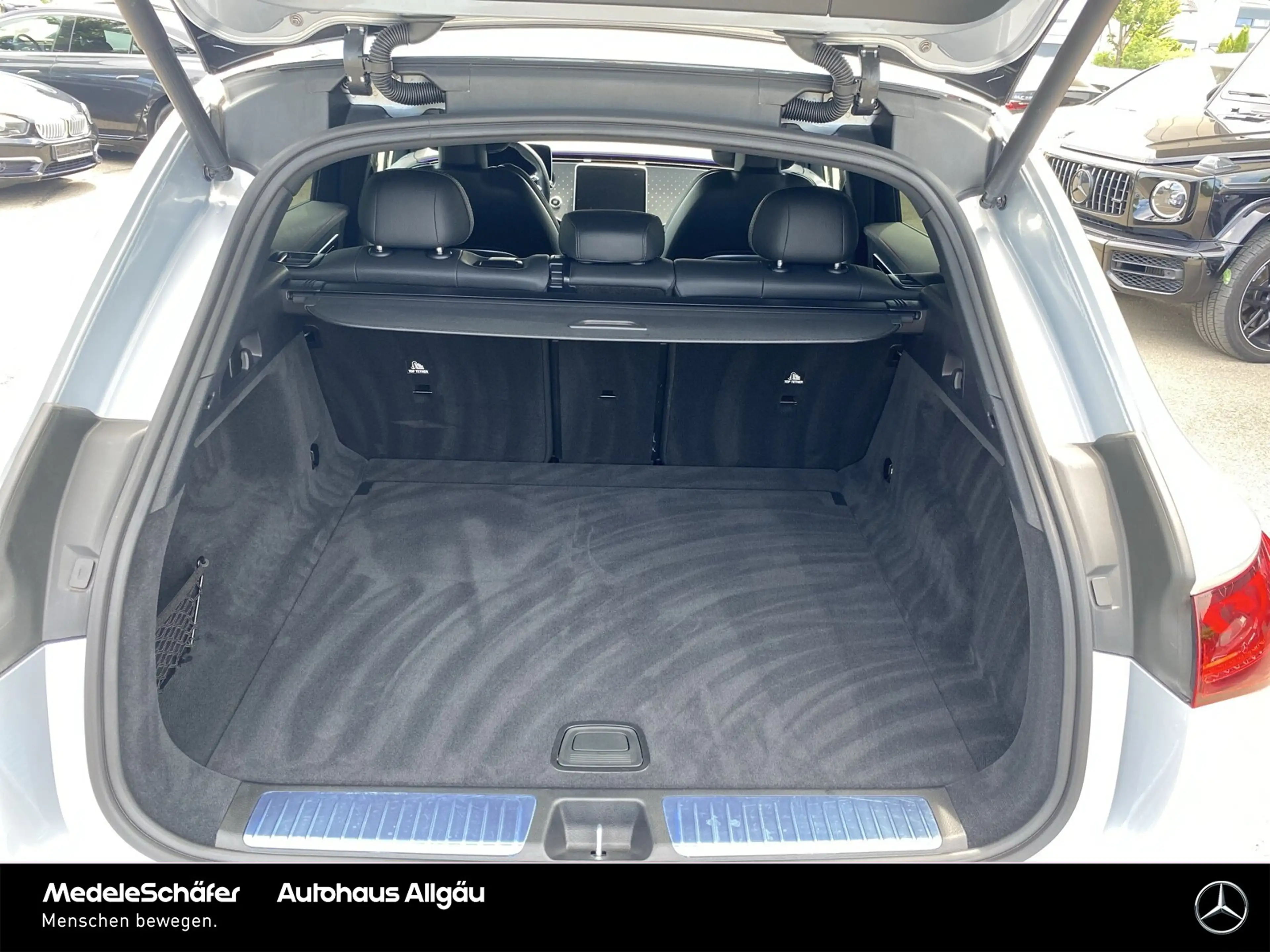 Mercedes-Benz EQE SUV EQE SUV 300 AMG Edition Night 20" Pano 360° 3D — photo 5