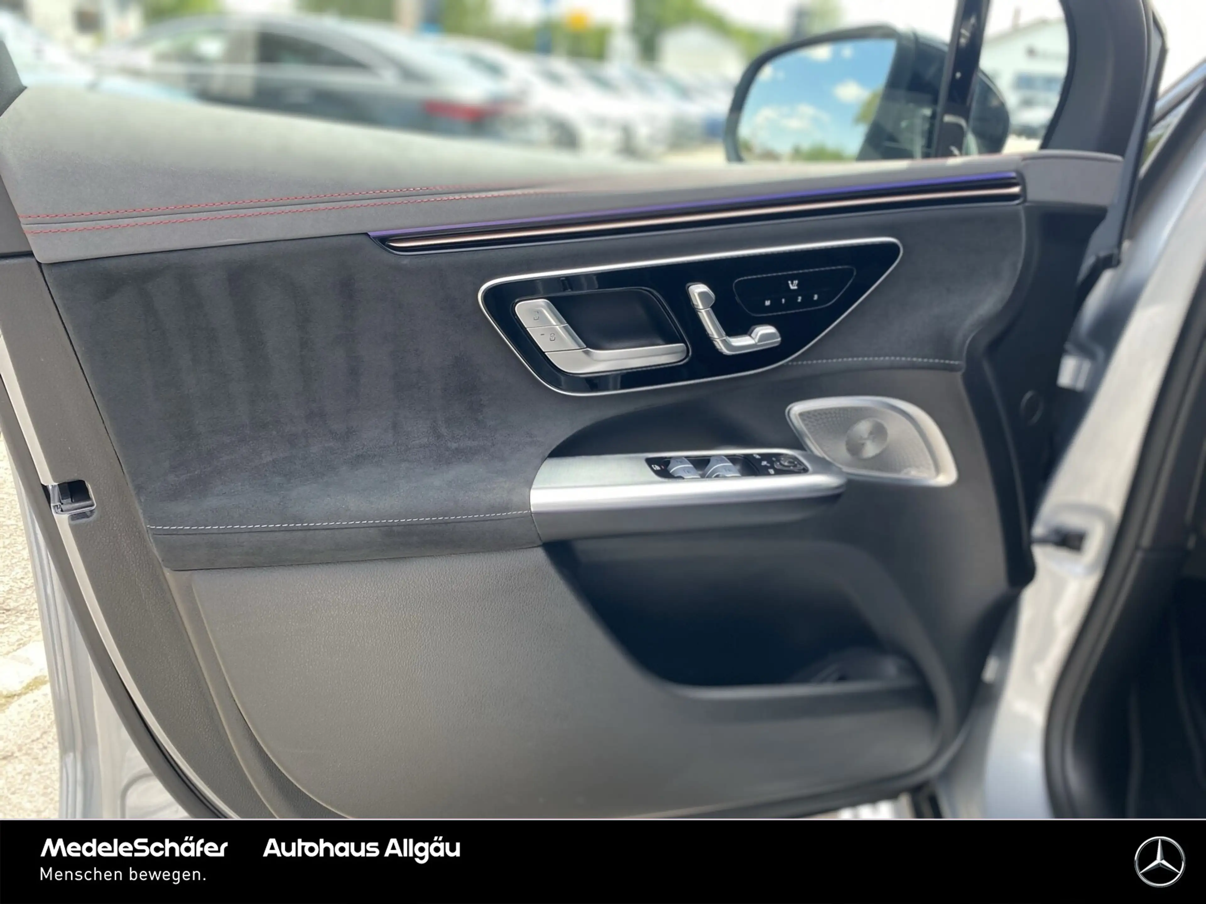 Mercedes-Benz EQE SUV EQE SUV 300 AMG Edition Night 20" Pano 360° 3D — photo 12