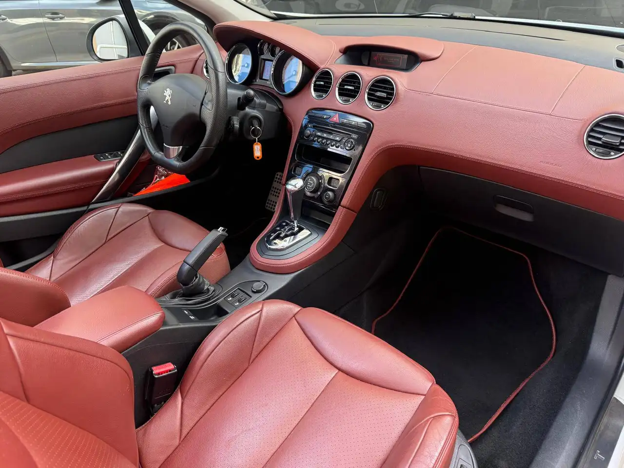 Peugeot 308 308 Coupé-Cabriolet — photo 7