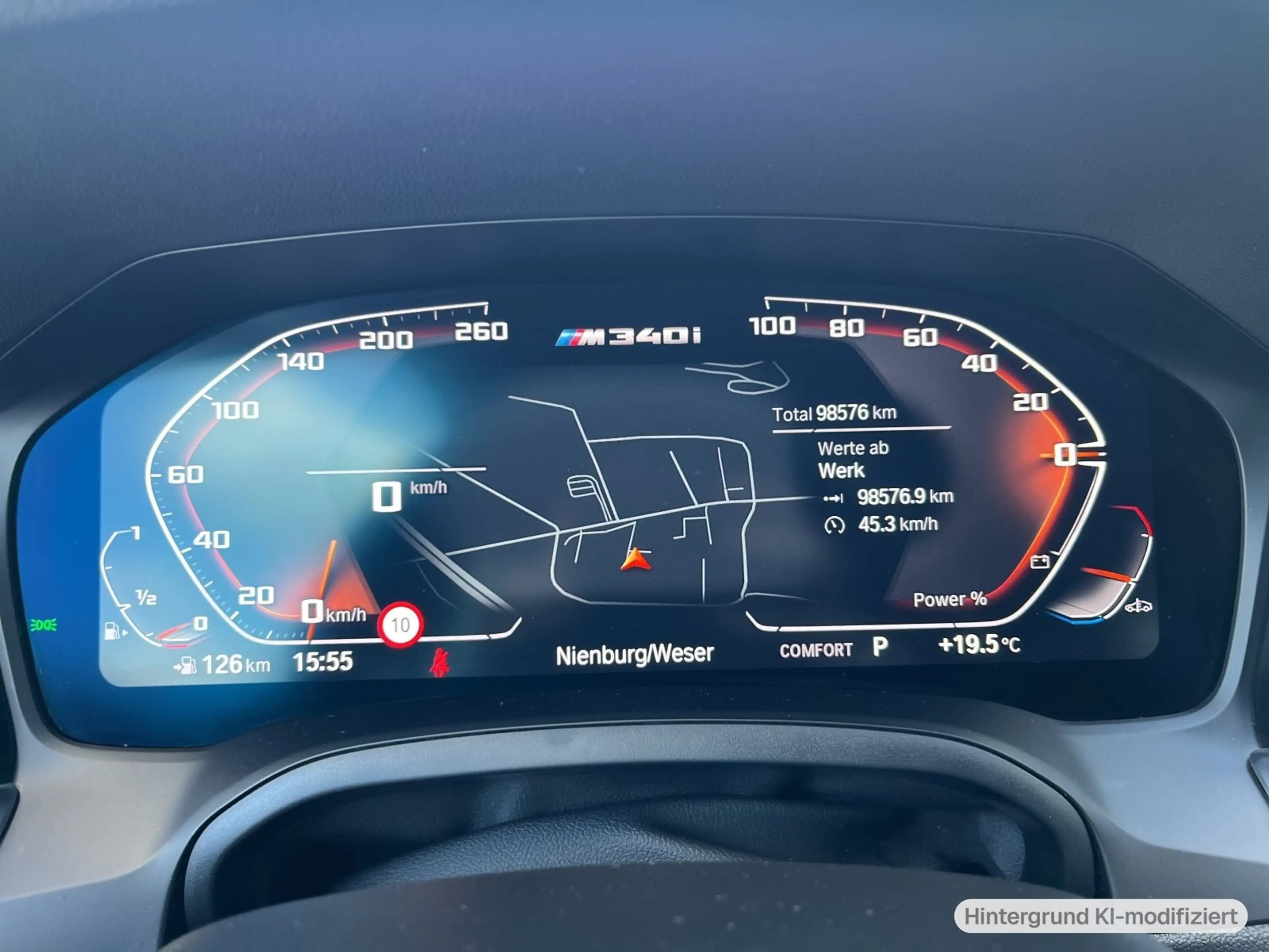 BMW 340 M340i xDrive Touring — photo 13